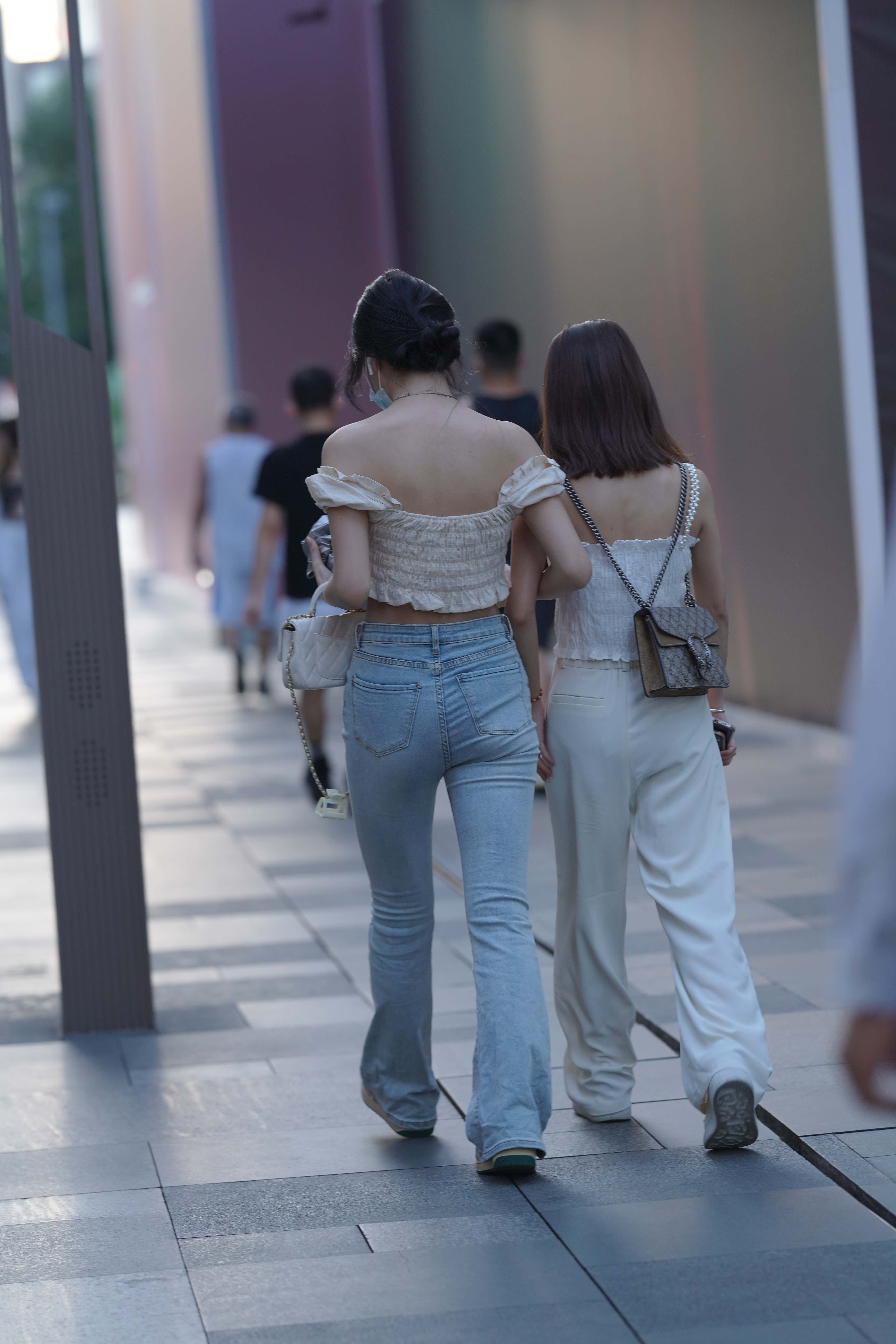 No.9791 喇叭牛仔裤搭配 [851V-1.33GB]