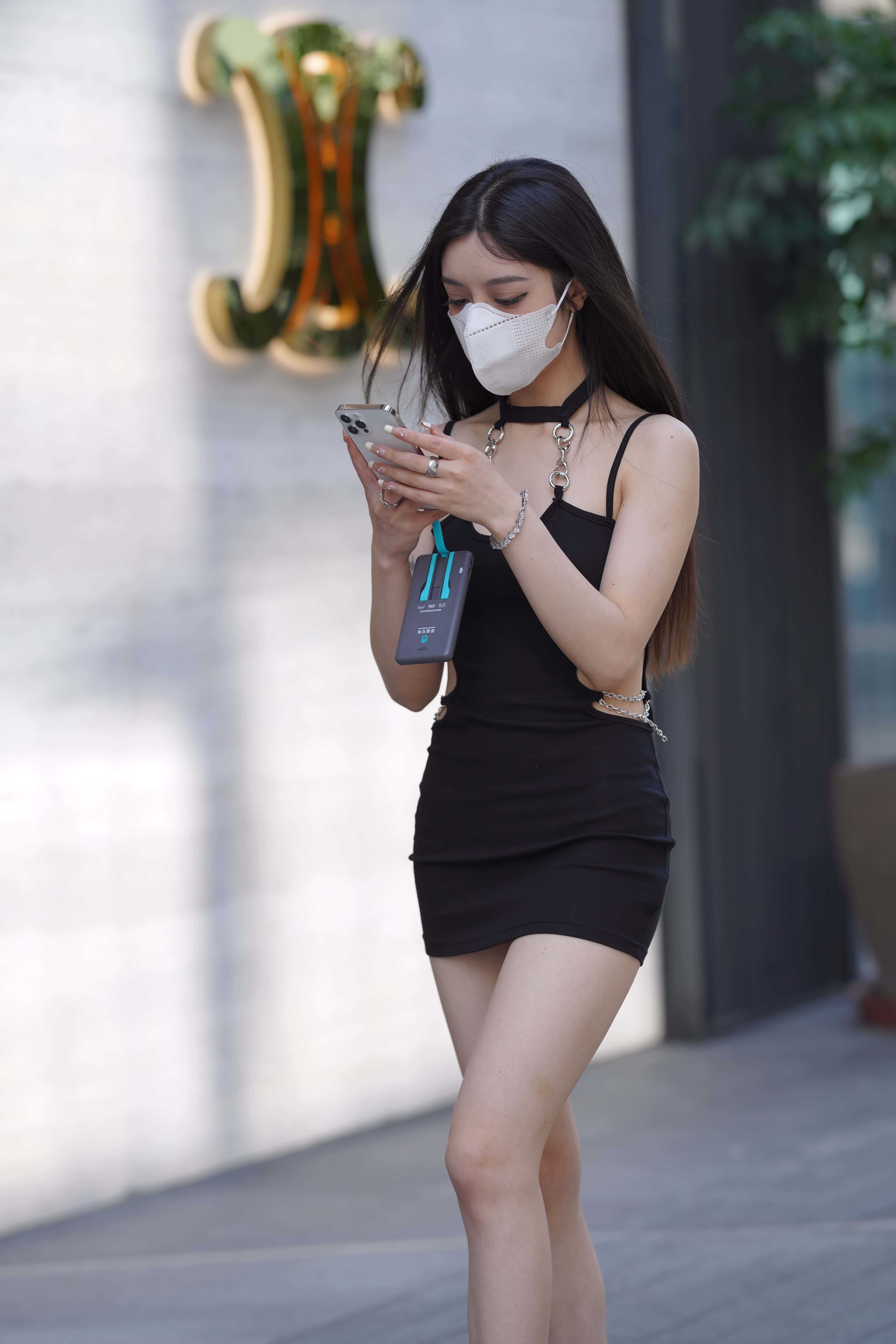 No.5918 气质包臀裙小姐姐 [94P1V-1.05GB]