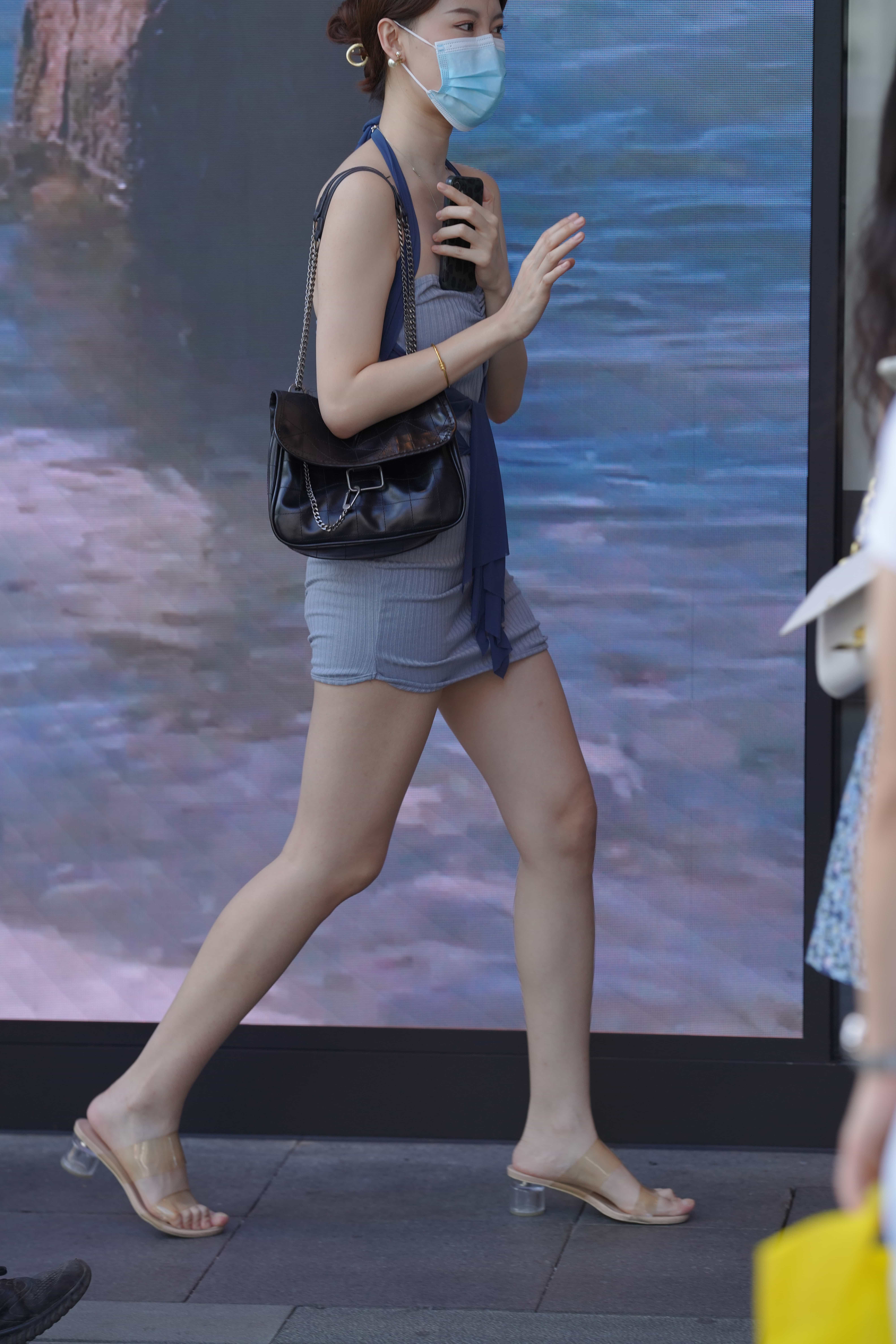 No.5988 连体包臀裙小姐姐 [192P1V-2.81GB]