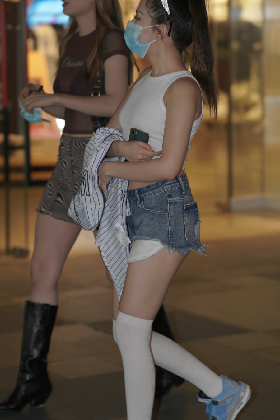 No.6068 美腿闺蜜 [138P1V-1.74GB]