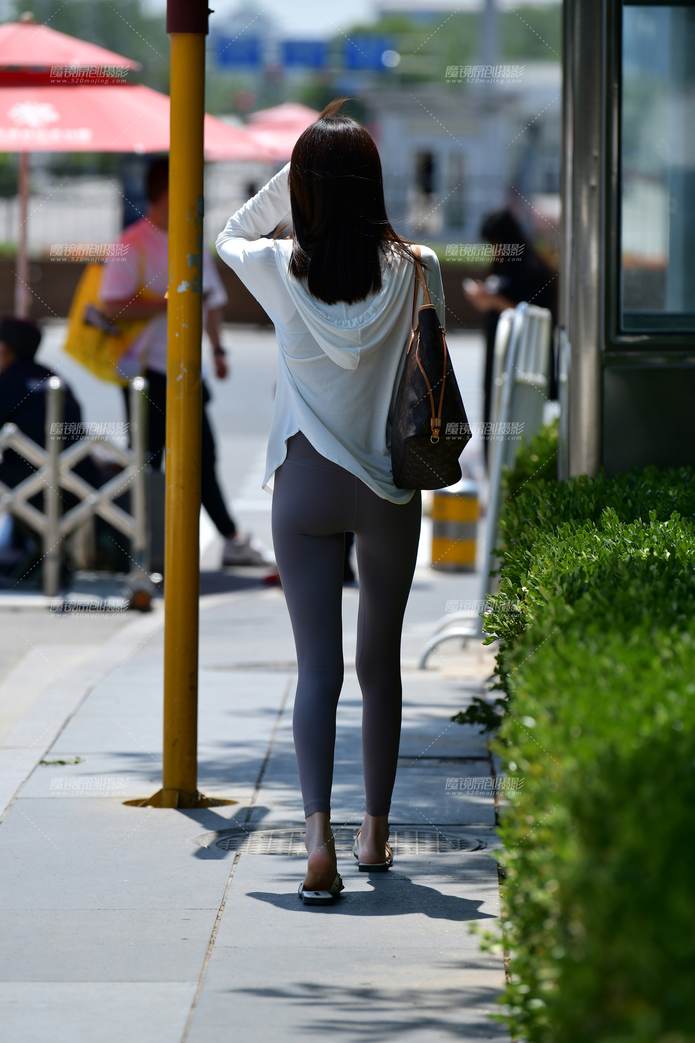 【2023年-4月】搭讪苗条瑜伽裤美女【共20P】