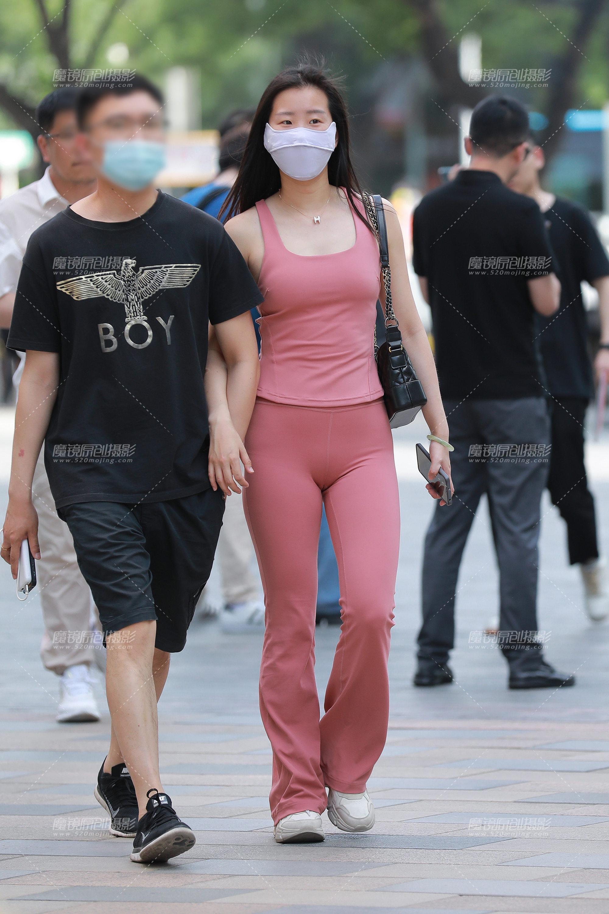 【2023年6月】粉色瑜伽服女友-共18P