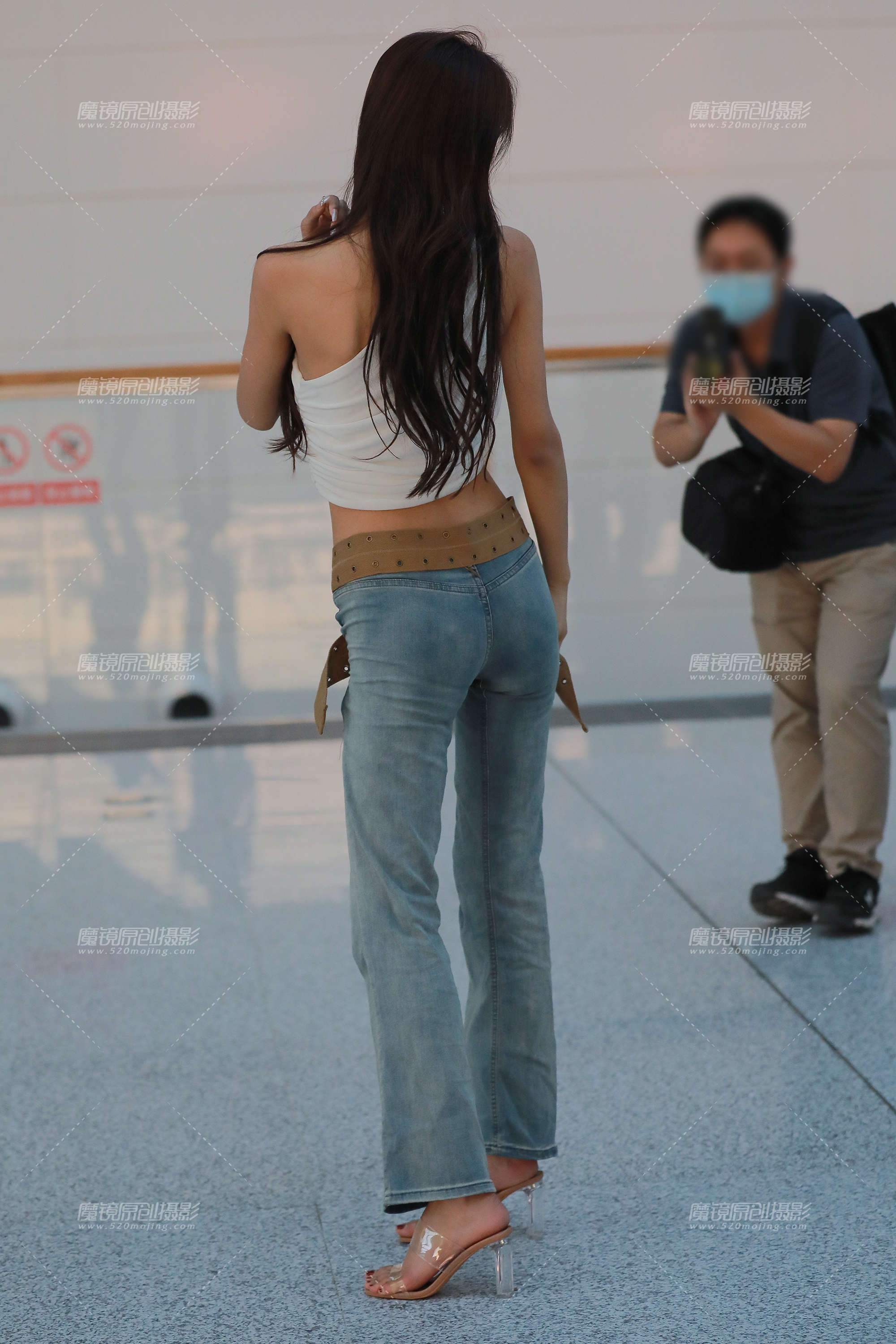 【2023年10月】牛仔裤小姐姐-共20P