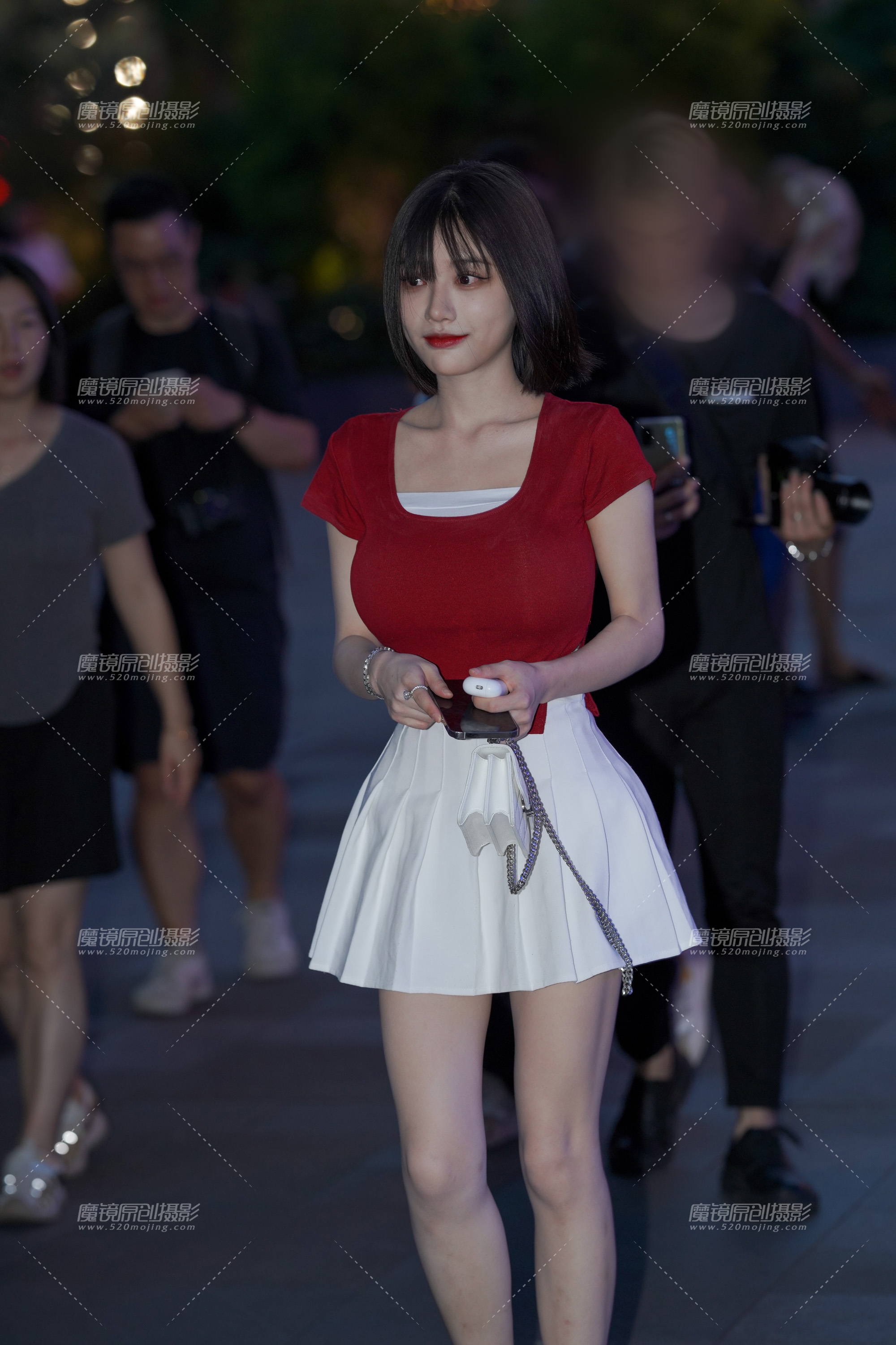 【魔镜滚叔12月街拍】浅浅-18P