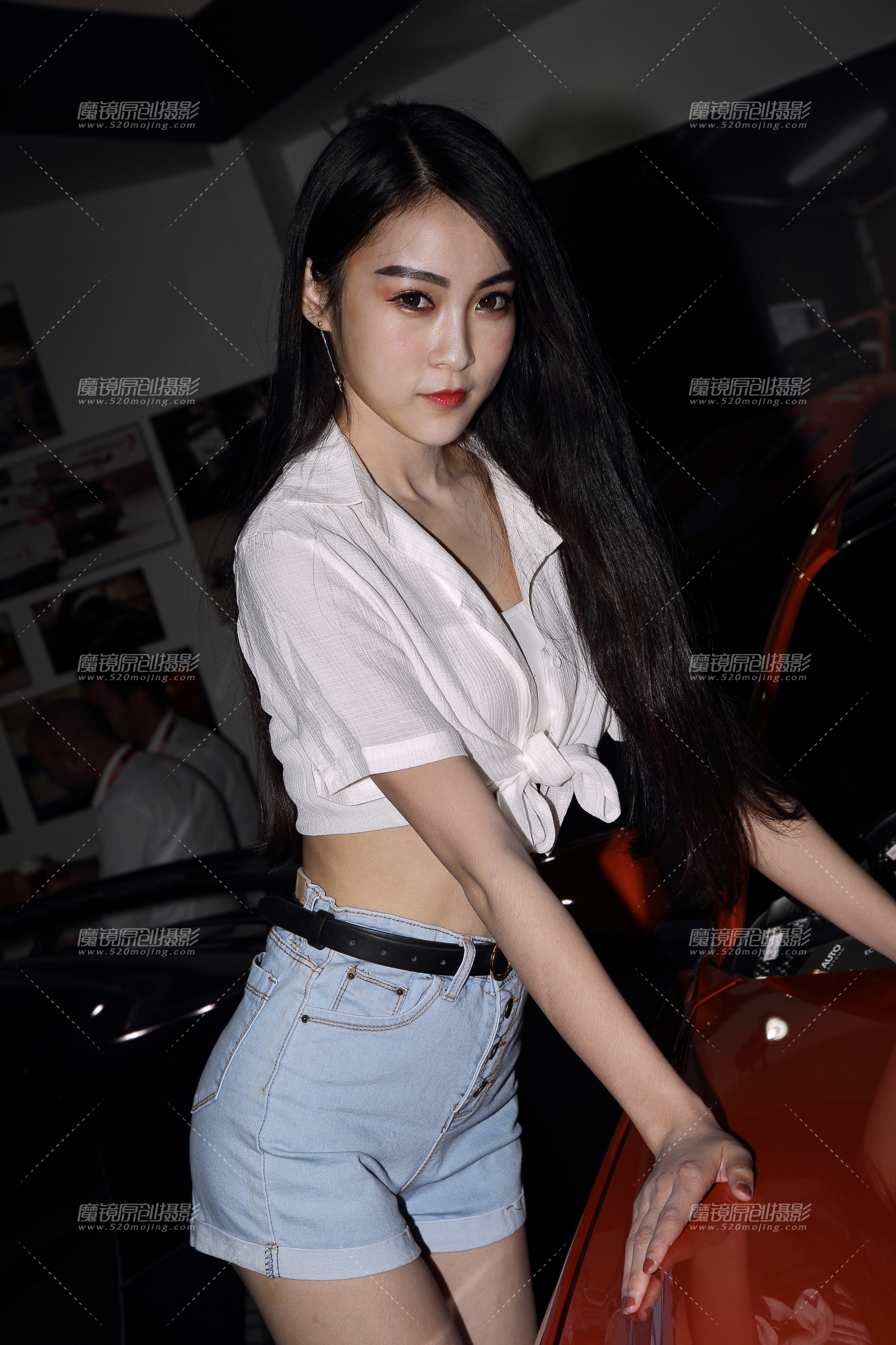 【2024年1月·魔镜滚叔】一双白衣牛仔热裤-39P