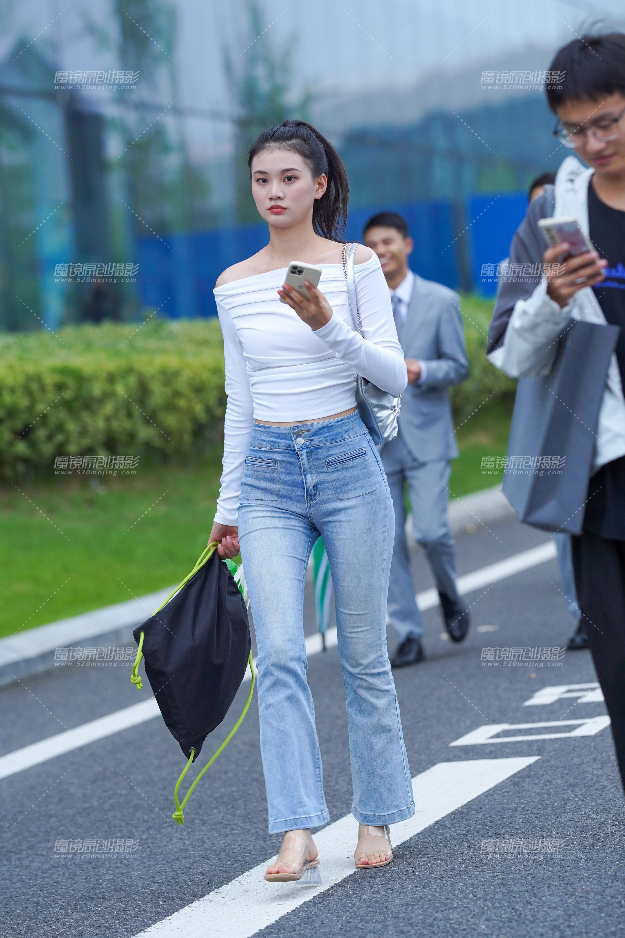 【2024年1月·魔镜滚叔】紧牛美眉-13P