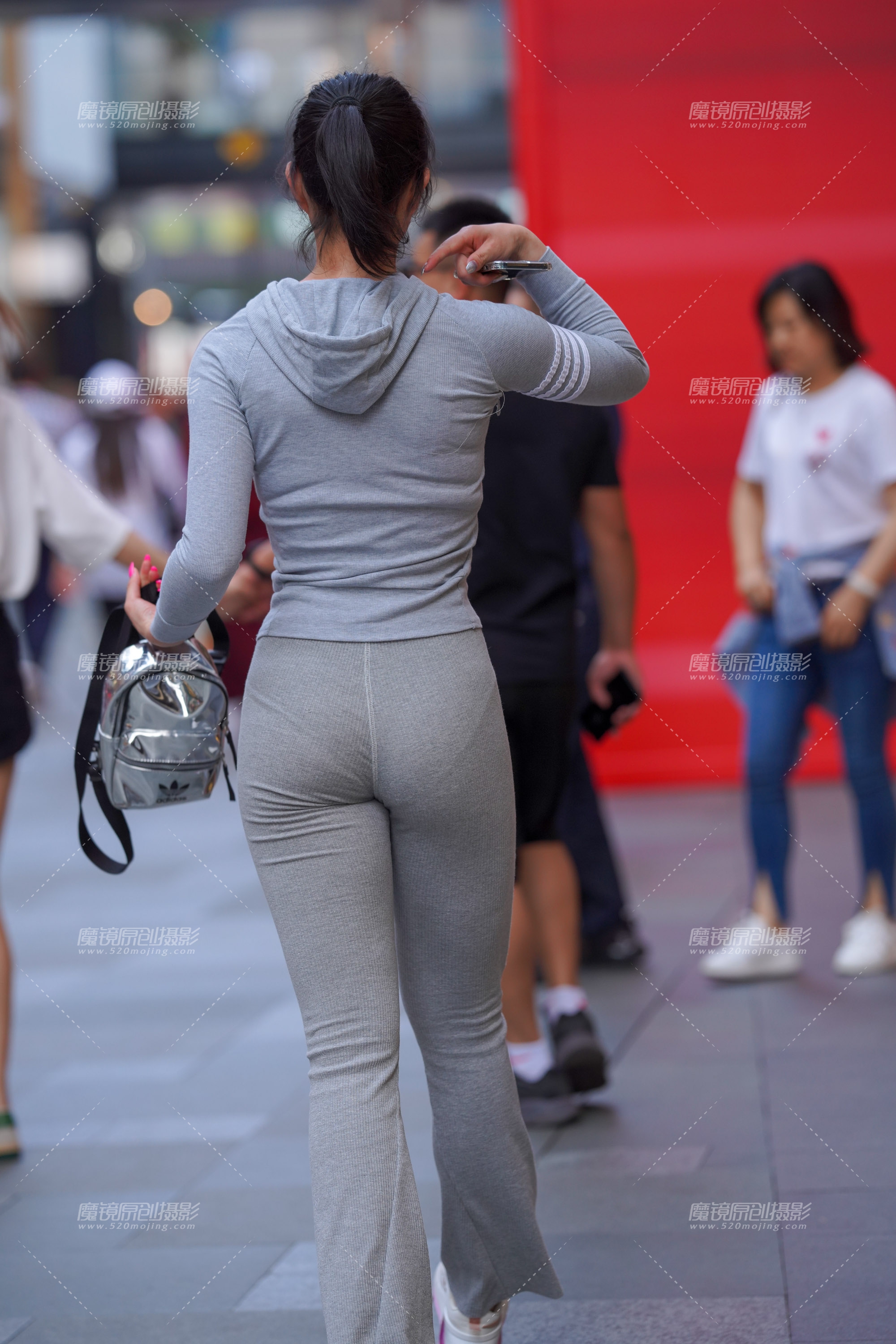 高挑运动美眉-会员可免费下载原图