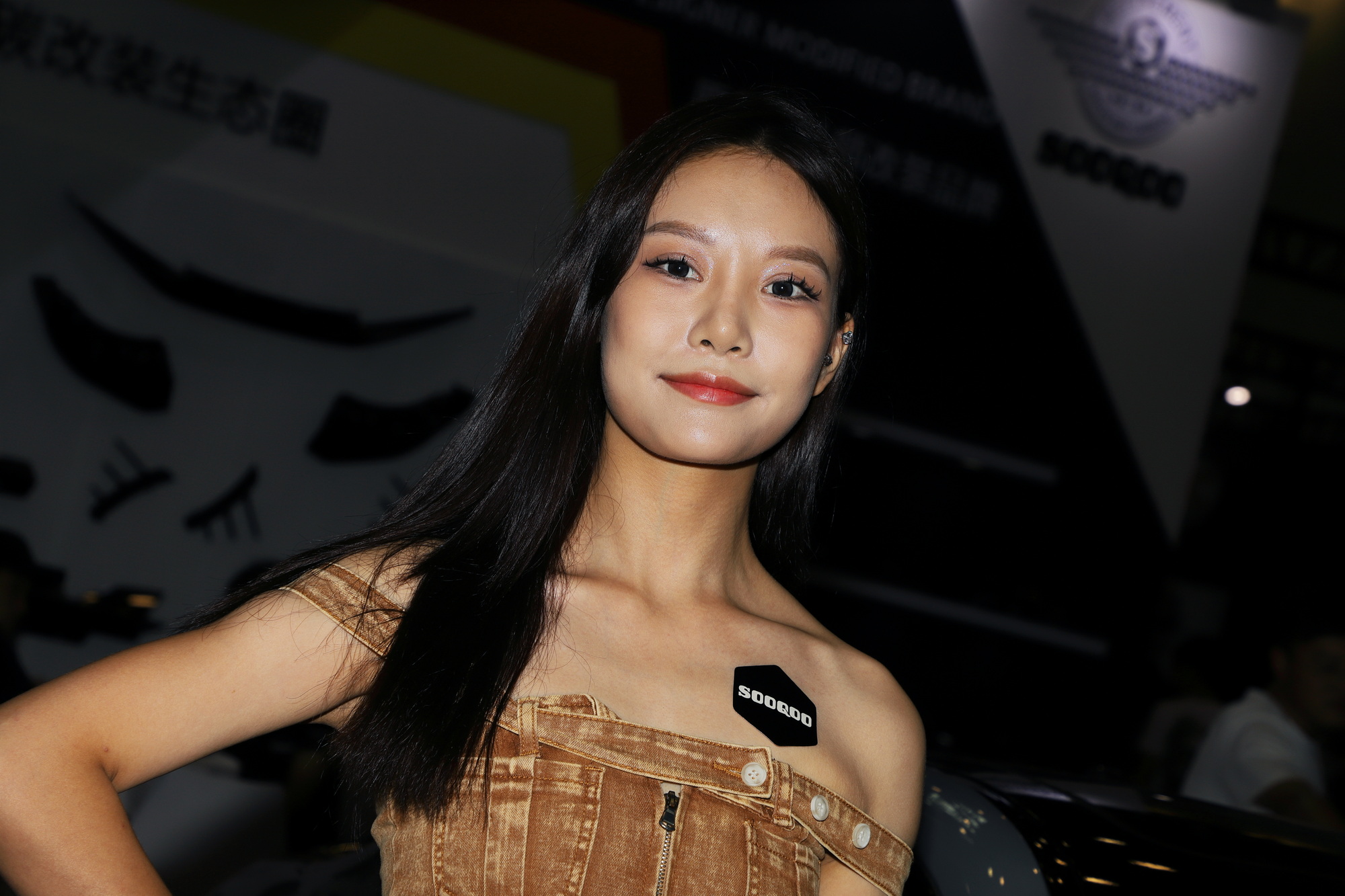 【2024年2月·魔镜滚叔】褐色牛仔连衣裙-18P