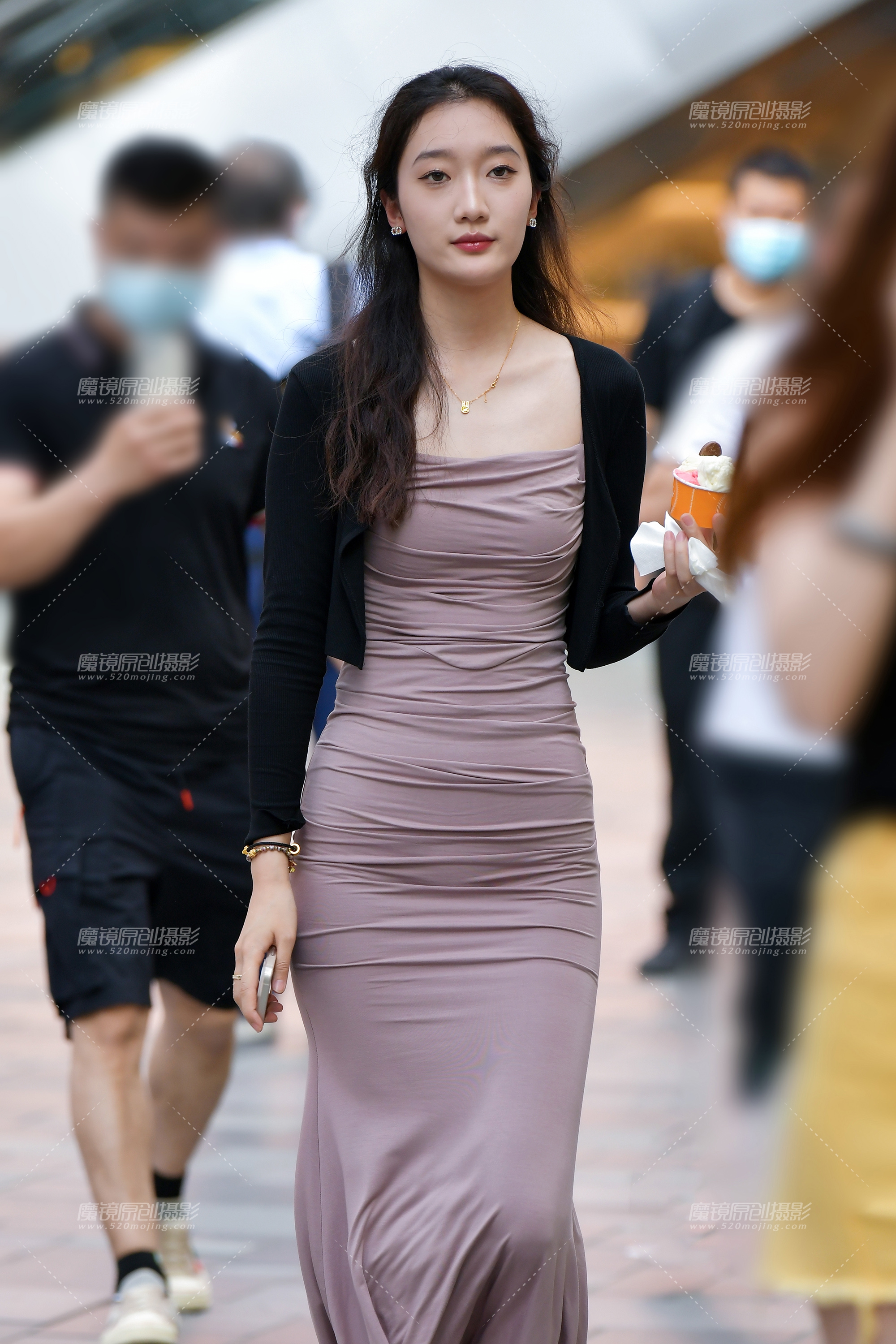 【2024年2月·魔镜滚叔】★裹身裙逛街美女-13P