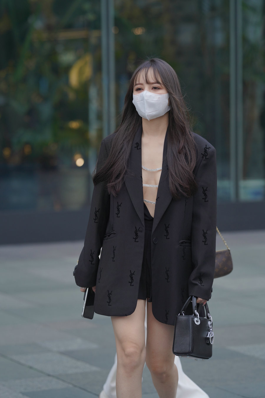 No.6409 时尚西装外套 [122P1V-1.63GB] 年费免费 支持在线浏览