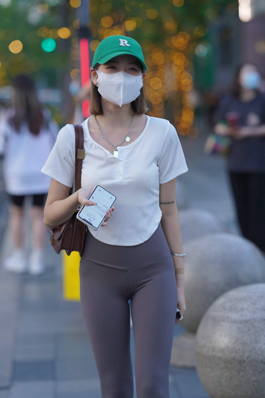 No.6420 运动活力甜美MM [129P1V-1.68GB] 年费免费下载 支持在线浏览