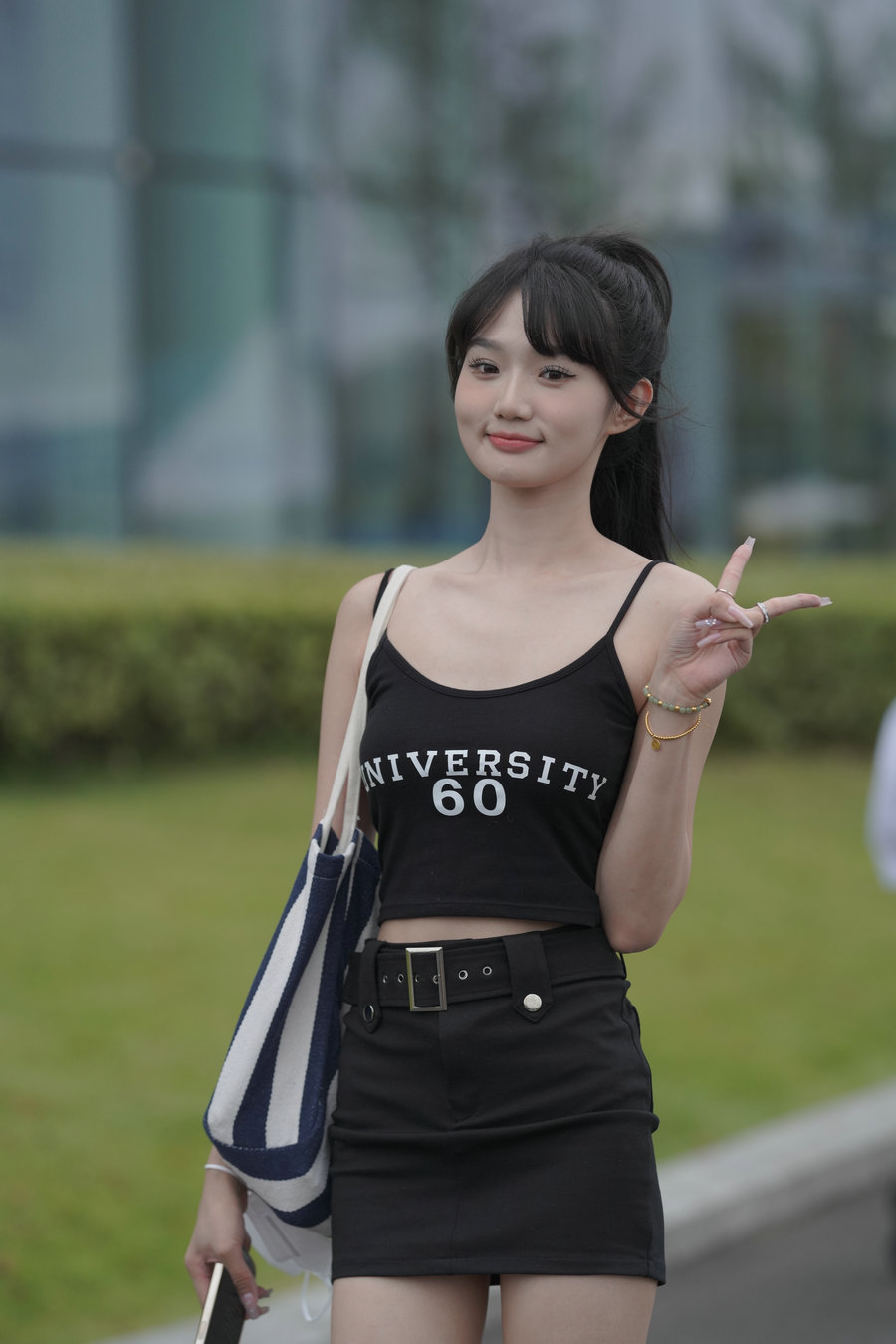 No.6365 甜美清秀 [113P-1.20GB] 年费会员免费下载 支持在线浏览