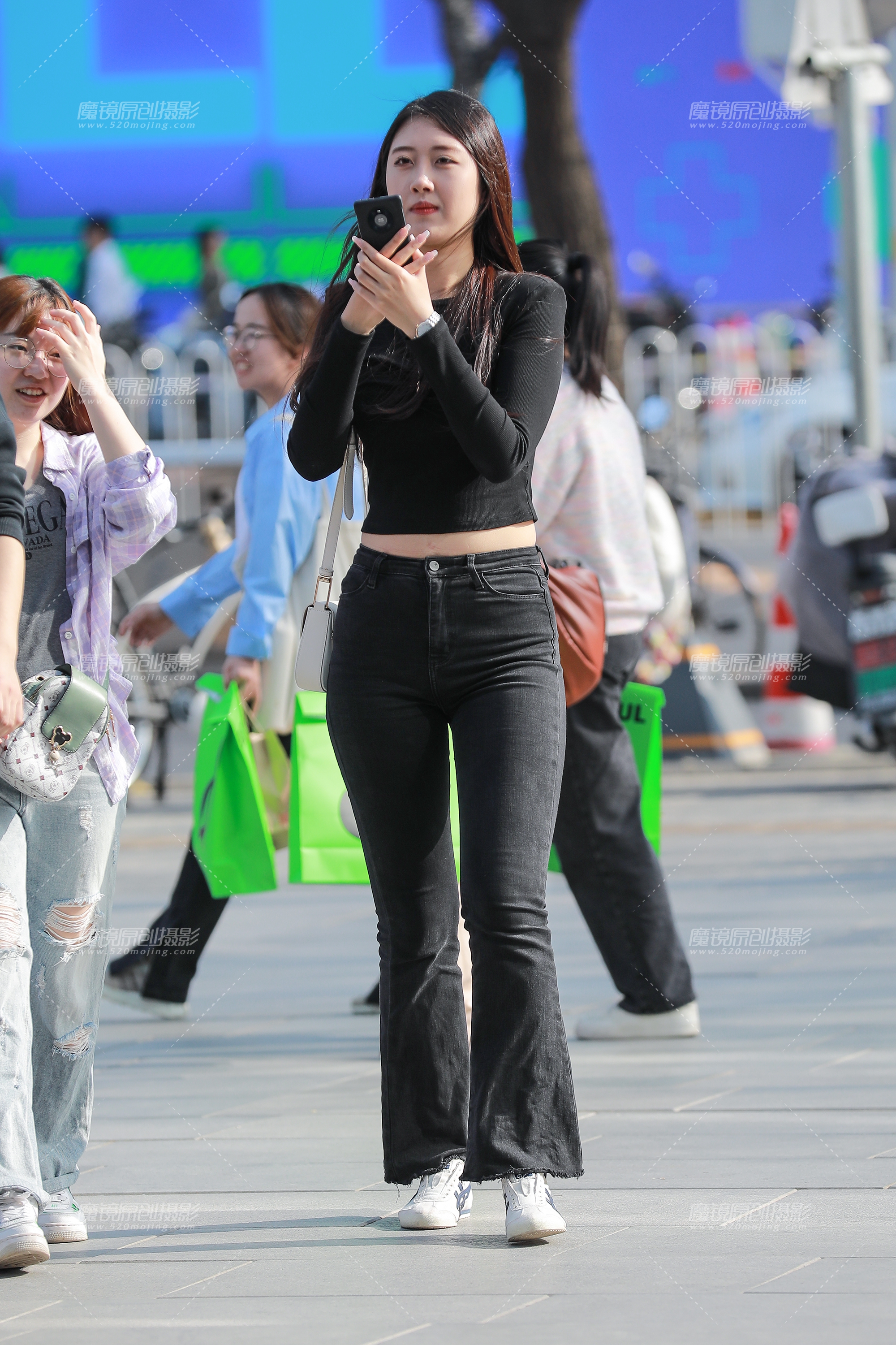 【2024年4月·魔镜滚叔】黑色丰润牛仔裤-16P