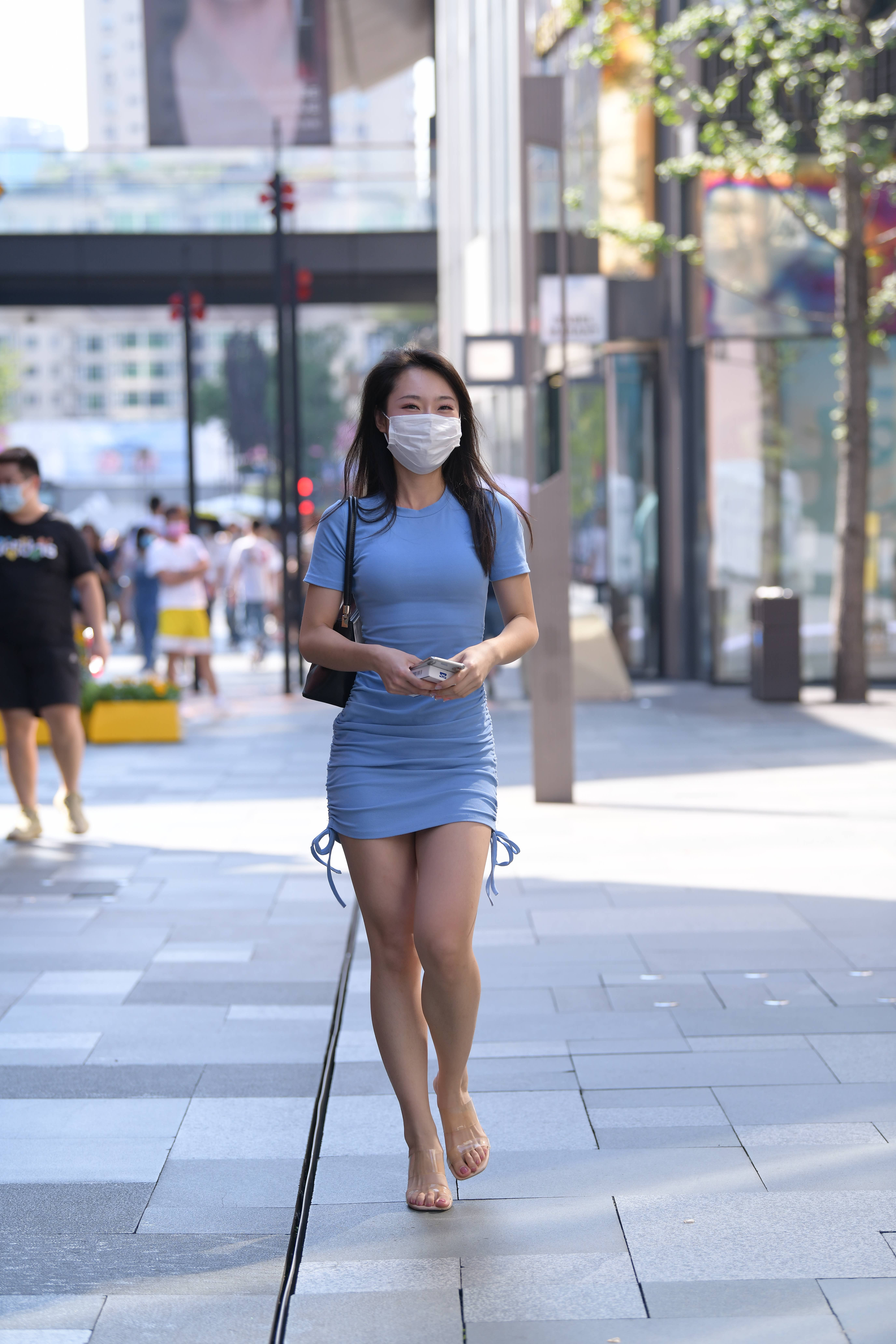 这不是盛夏小姐姐吗-原图37P 年费会员免费下载
