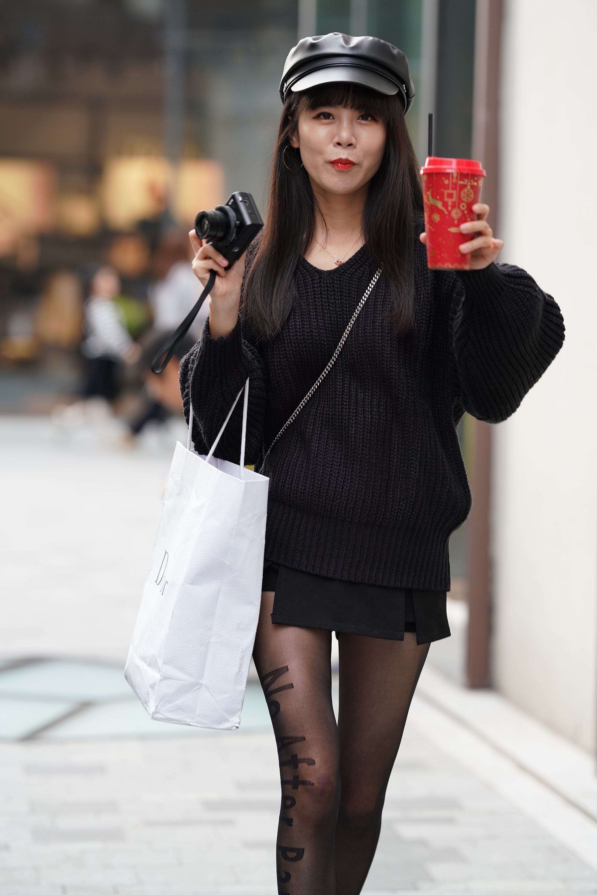 240408大长腿黑丝美妇-【81P】 年费会员免费 支持在线浏览