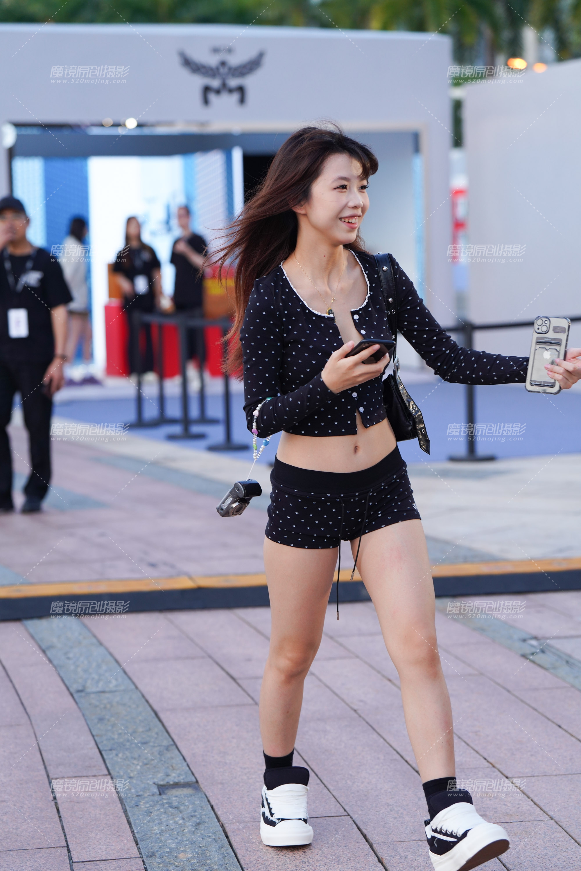 【2024年5月·魔镜滚叔】可人小妹-18P