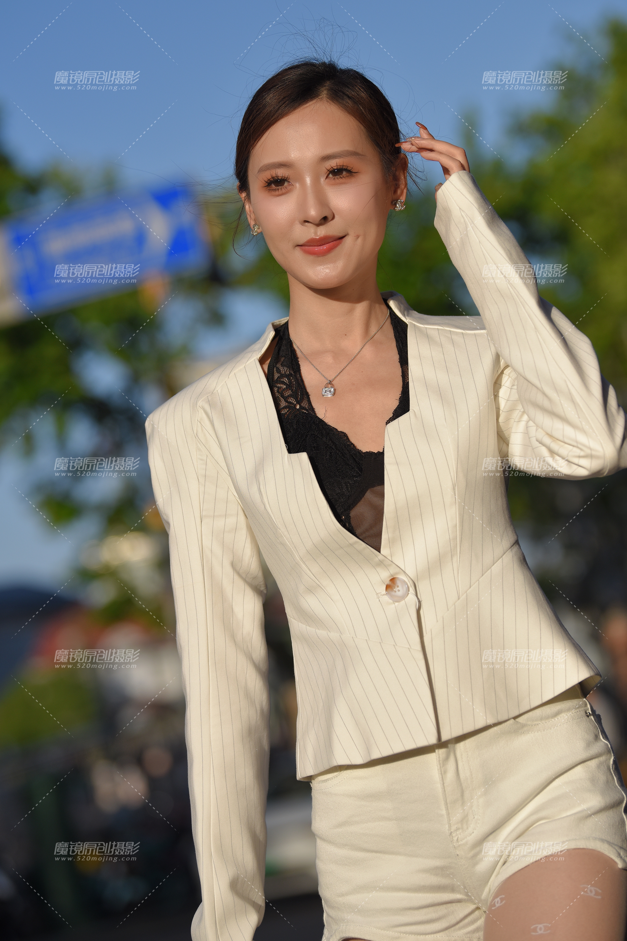 【2024年5月·魔镜滚叔】高挑大长腿的龙鼠美女-15P