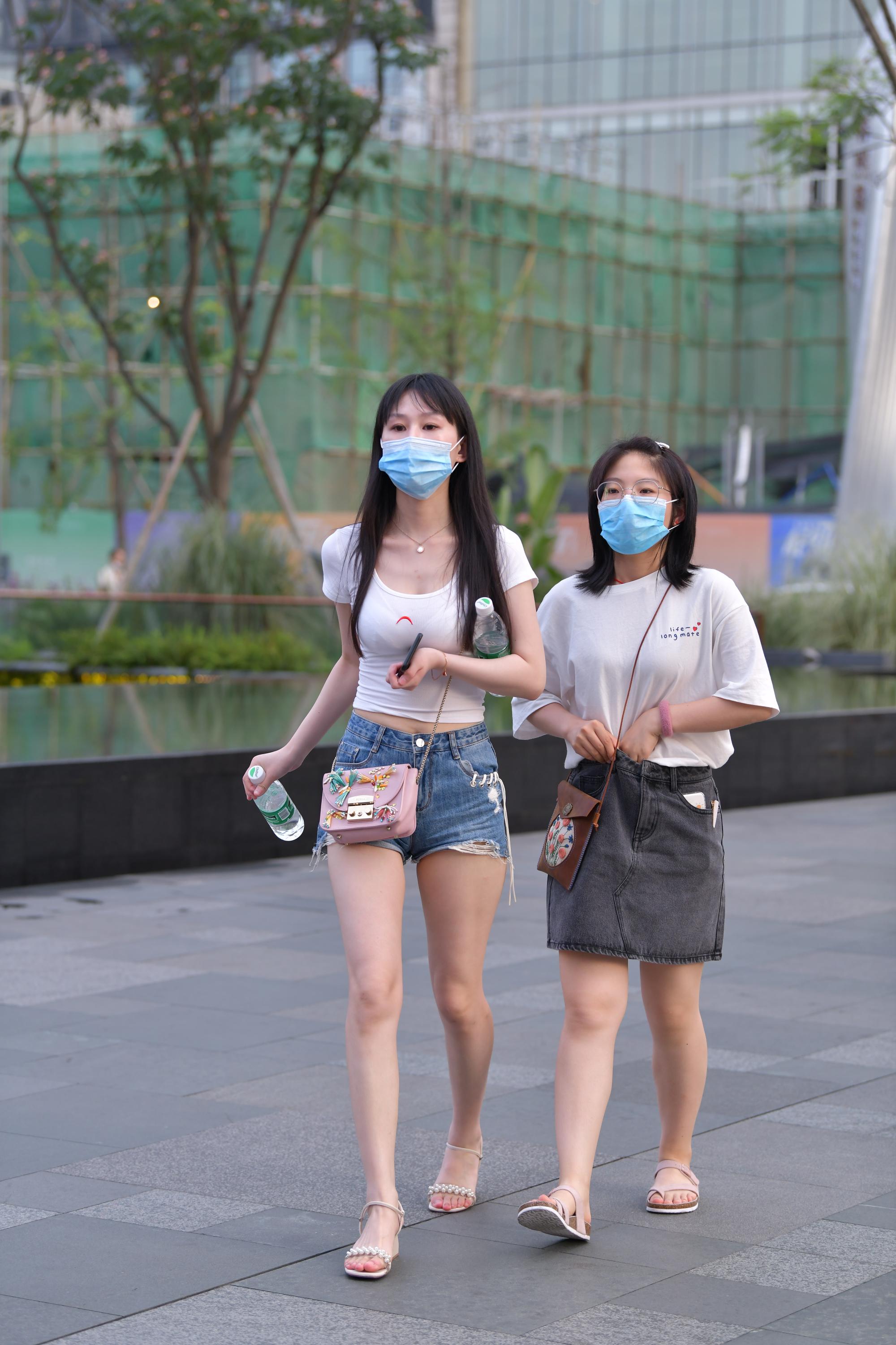 No.6986 牛仔短裤显腿长 [69P-1.46GB]