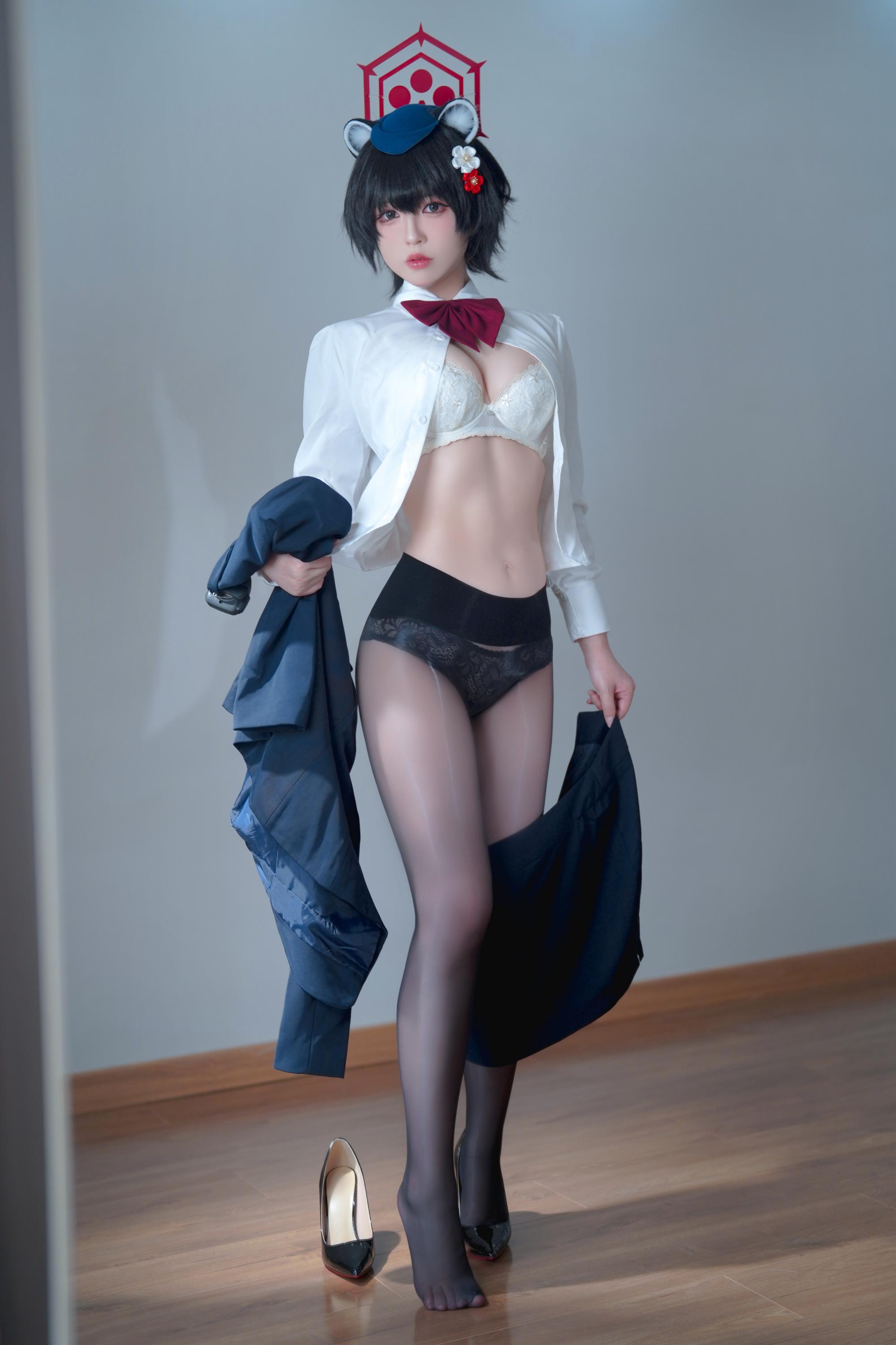 半半子 - ガイド春日ツバキ [86P6V-593MB]