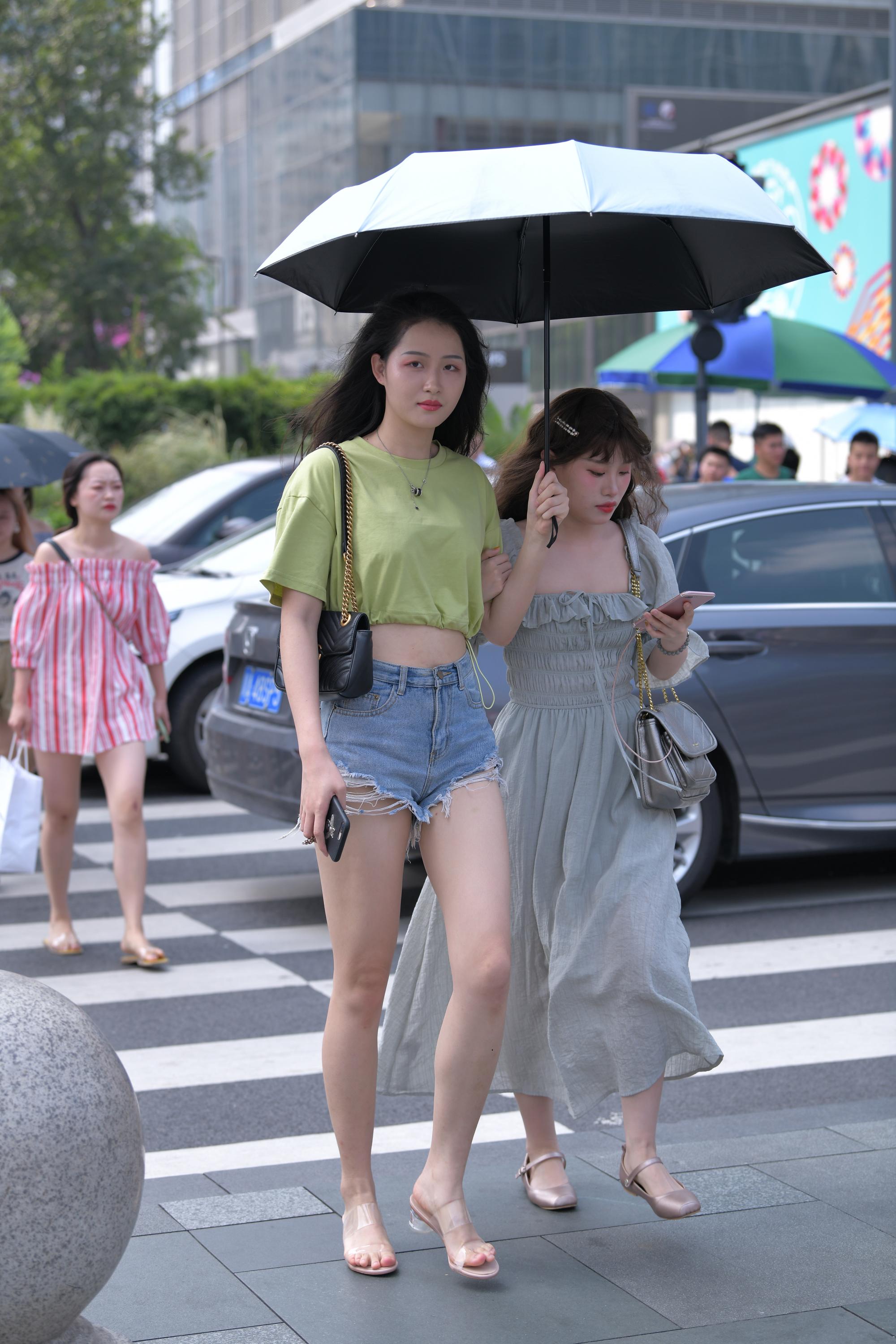 No.7090 甜美青春小姐姐 [85P-0.98GB]
