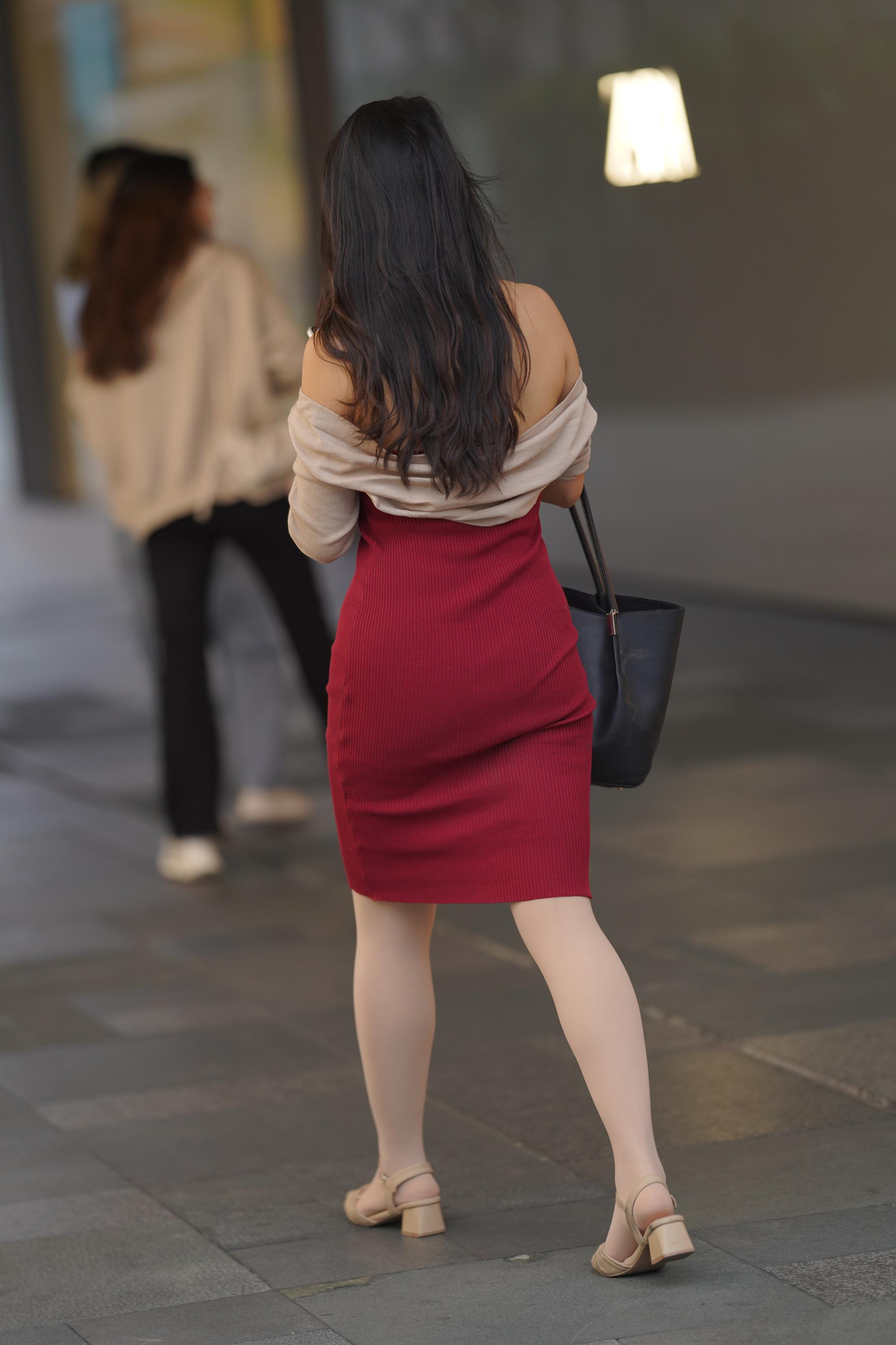 No.7013 亮眼红色针织裙 [99P1V-1.42GB]