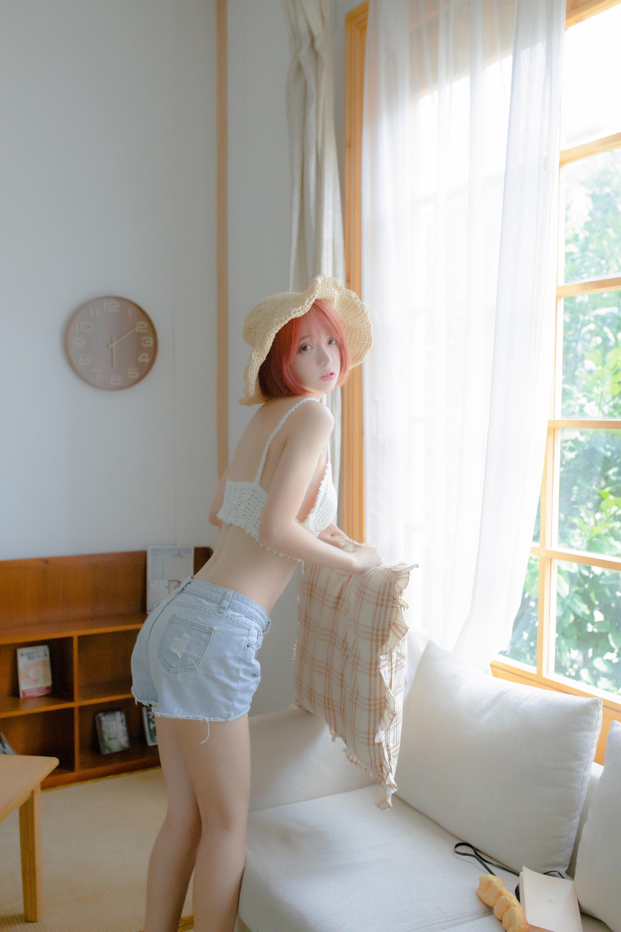 草帽女孩 [30P-654MB]