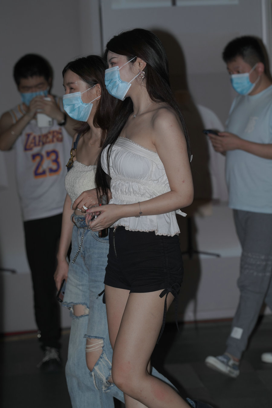 No.6957 简单黑白搭配 [148P-1.90GB]