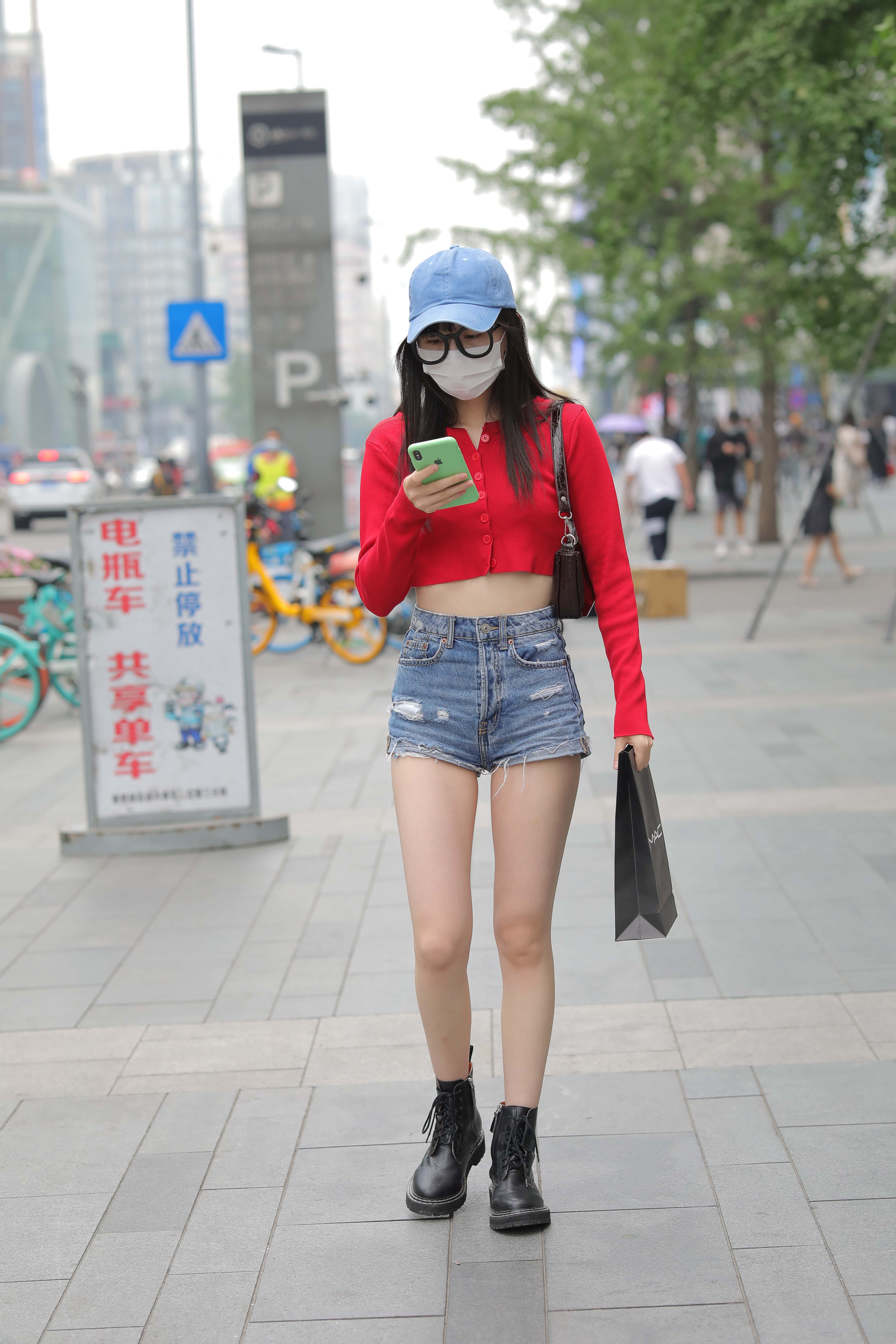 No.4902 热裤女孩 [36P1V-363MB]