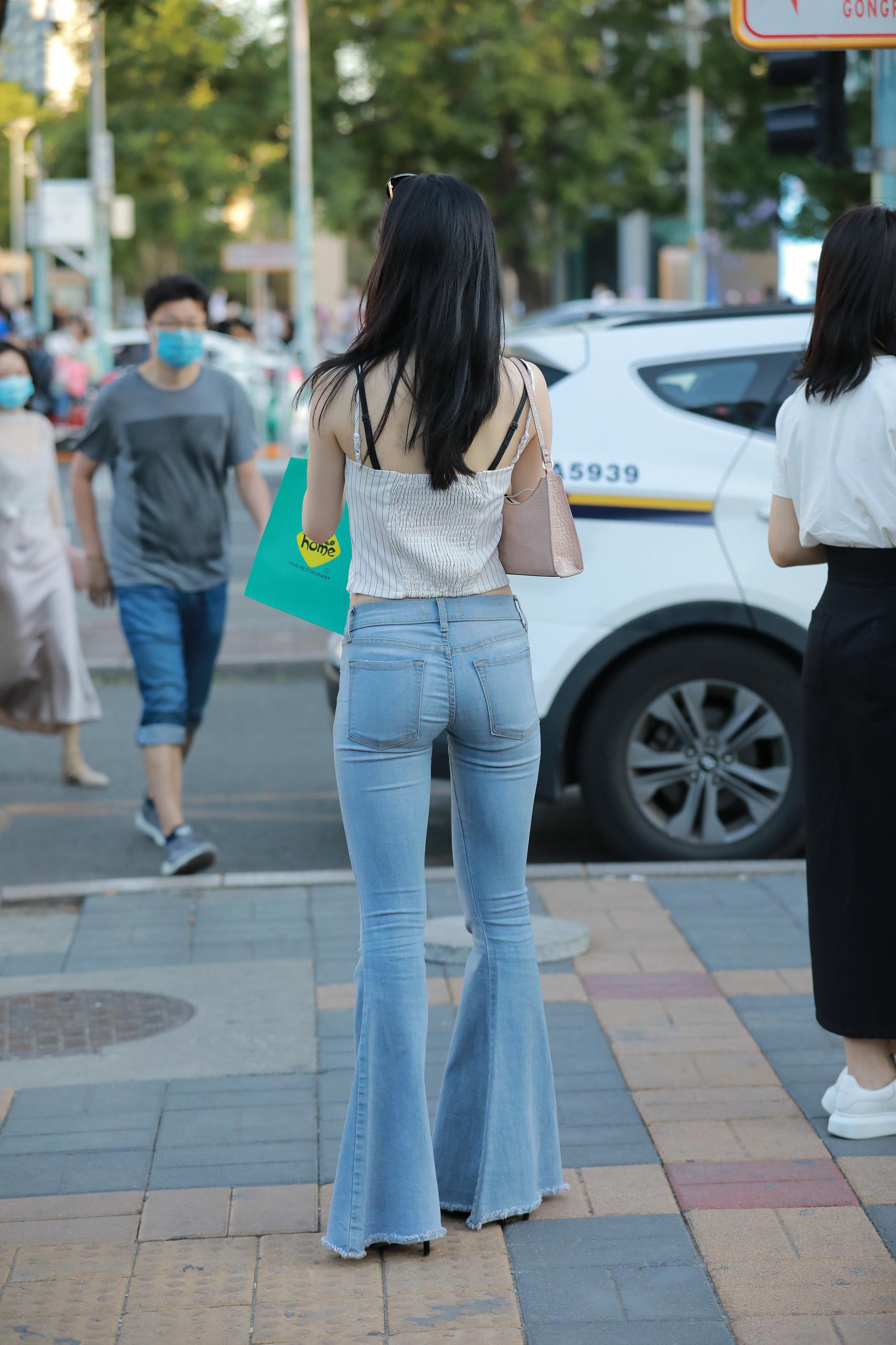 No.7175 喇叭牛仔裤美女 [108P3V-2.82GB]