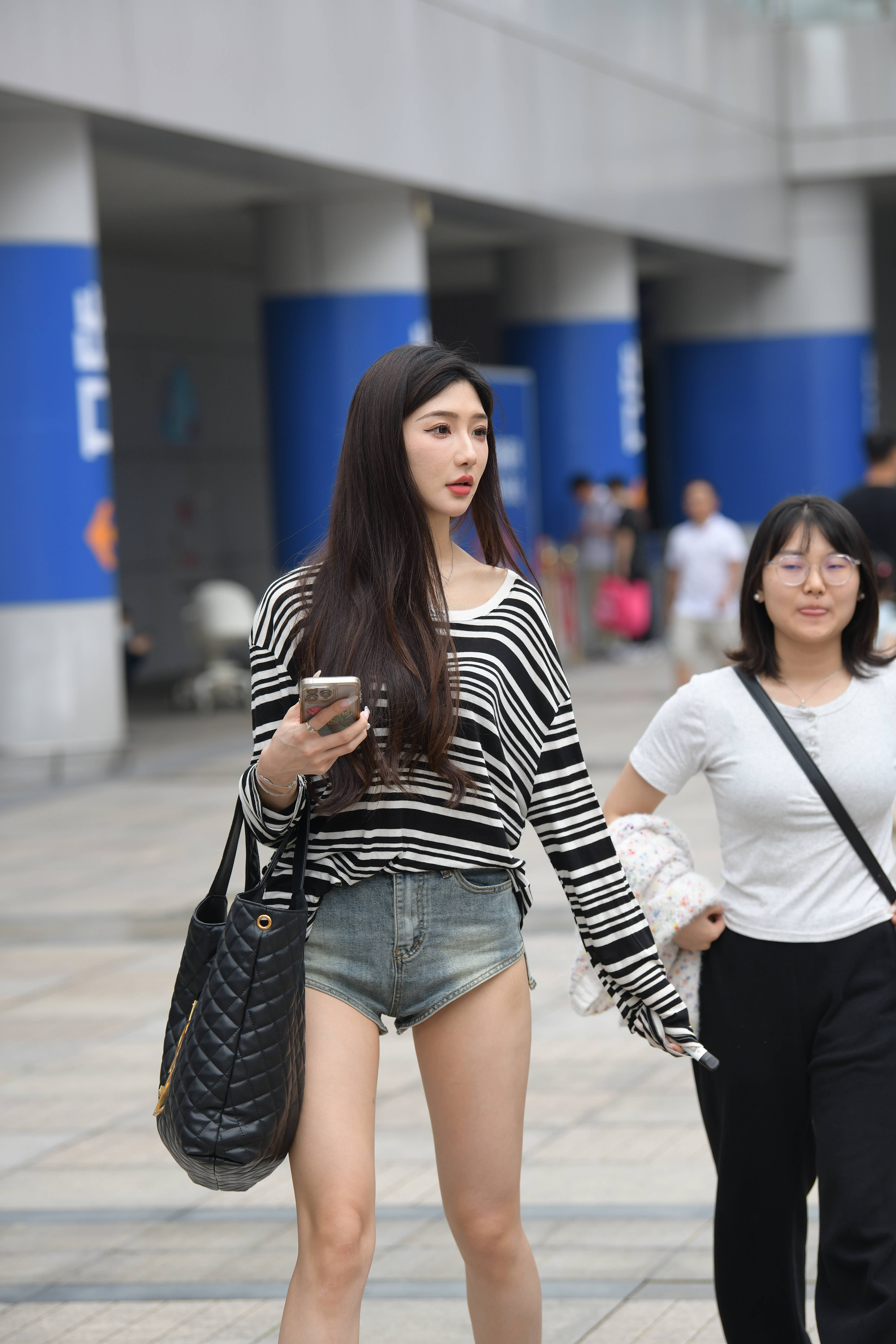 240630夏日热裤小姐姐，凉快【86P】