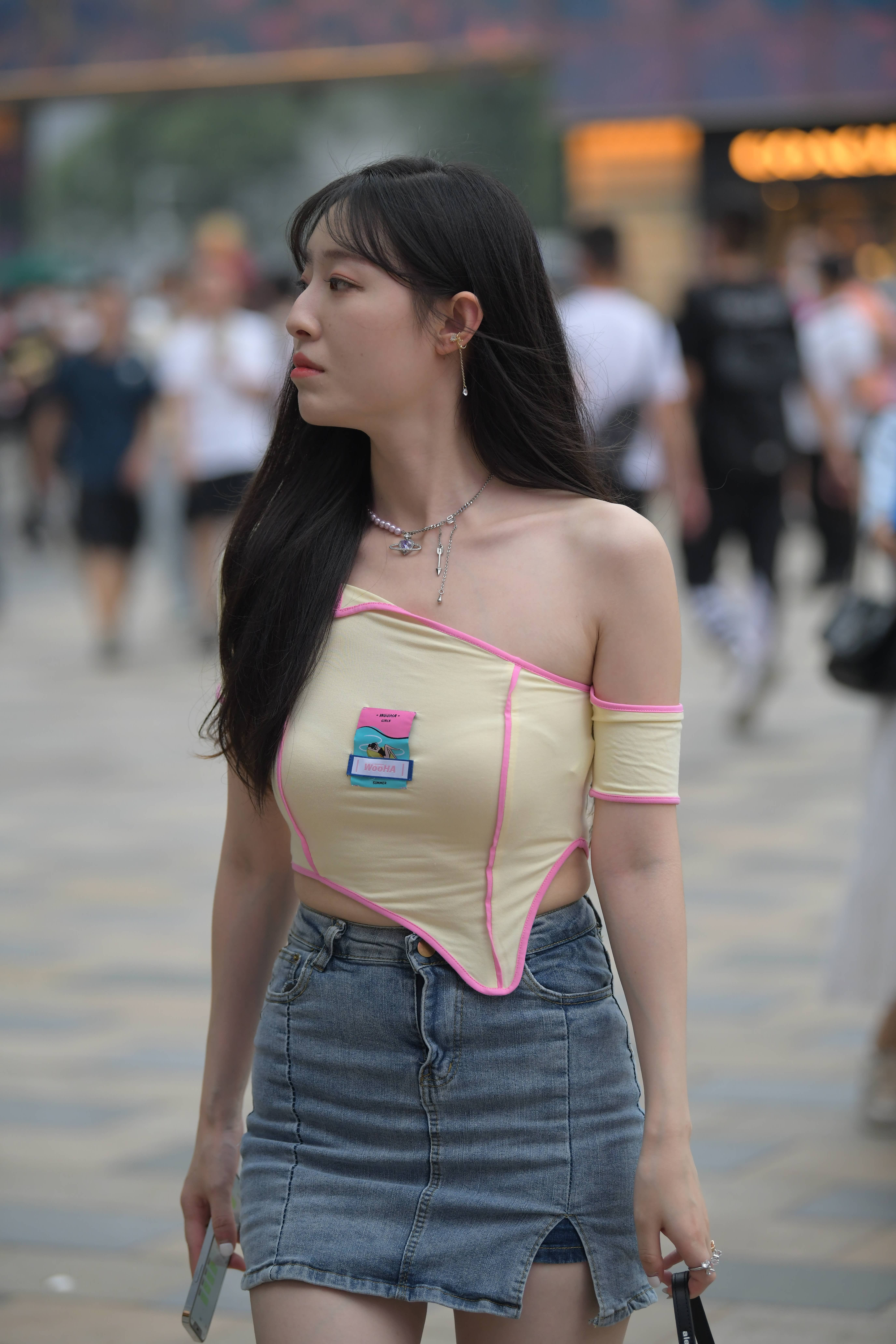 No.7367 甜美气质 [77P-1.33GB]