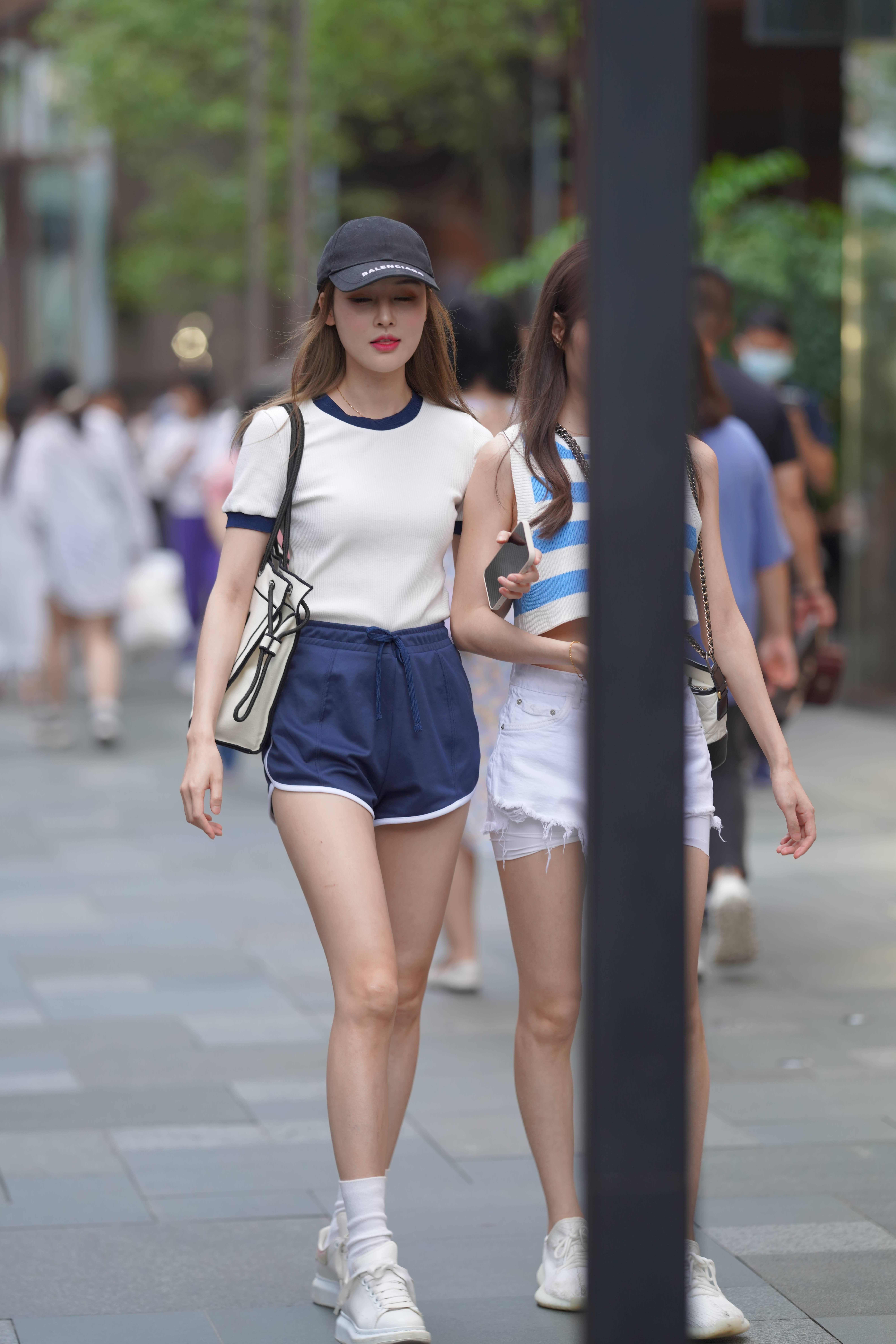No.7556 青春靓丽闺蜜 [56P-564MB]