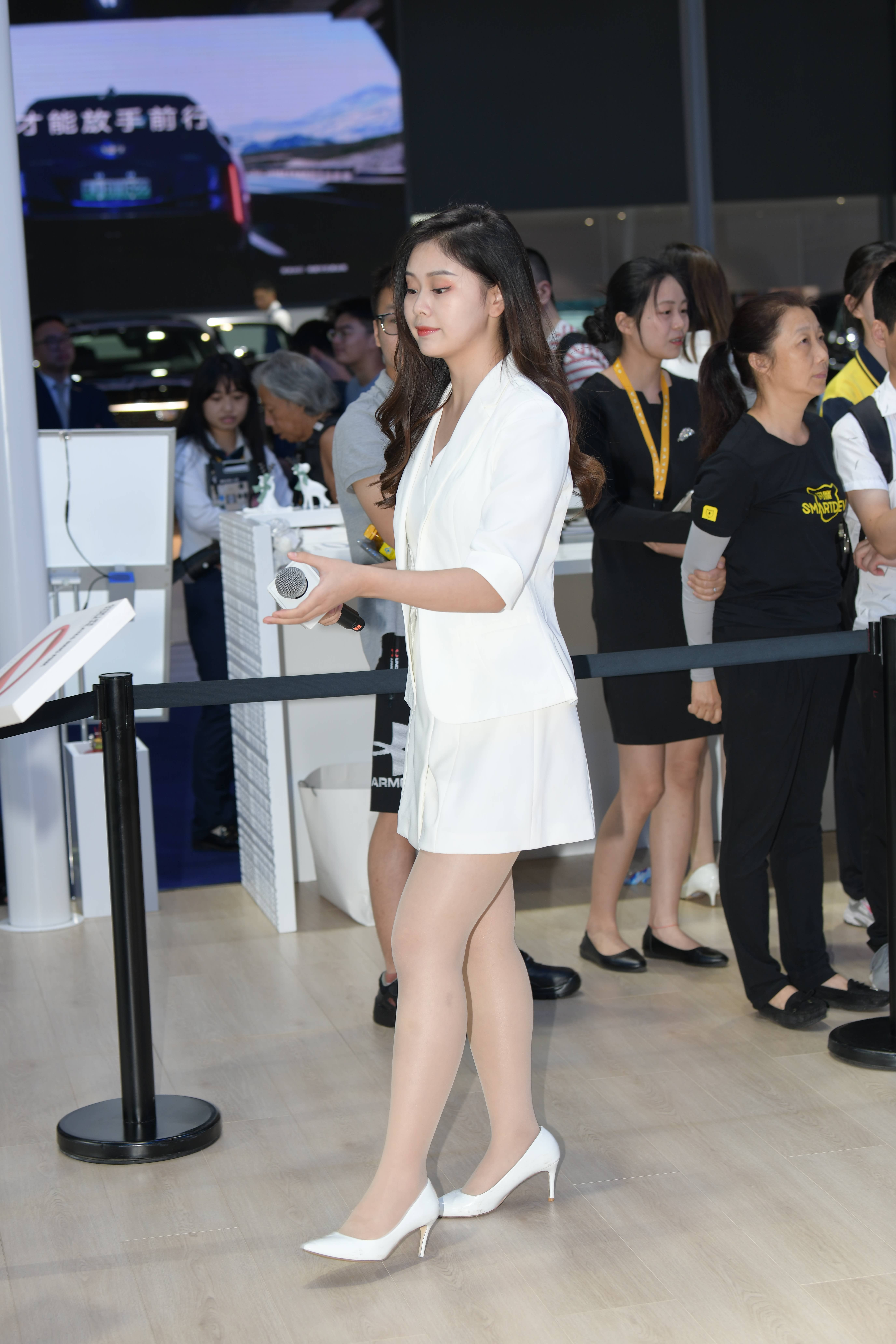 240416靓丽美女主持人~【67P】