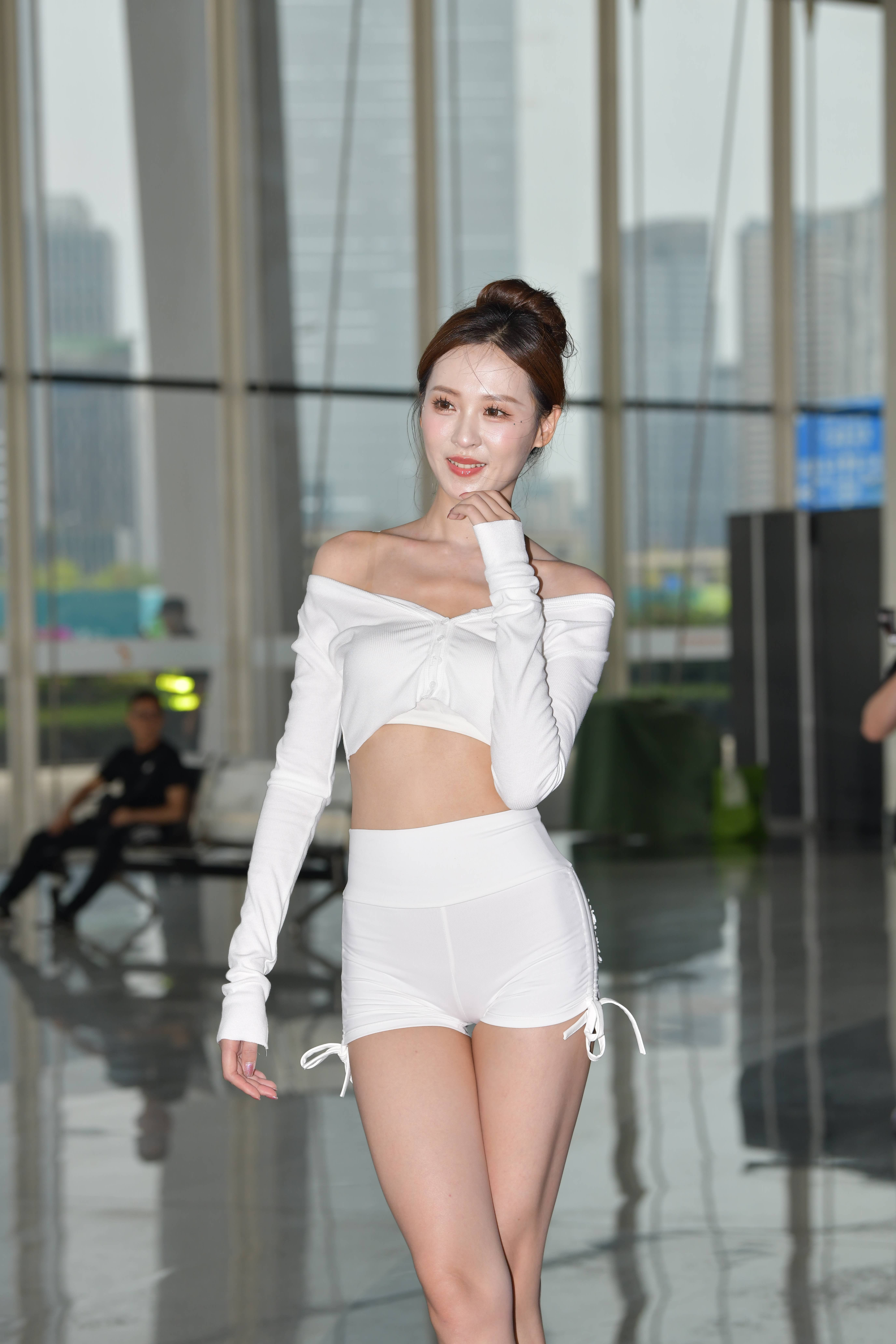 GS-240904魅力紧致白热裤【51P 1.15G】