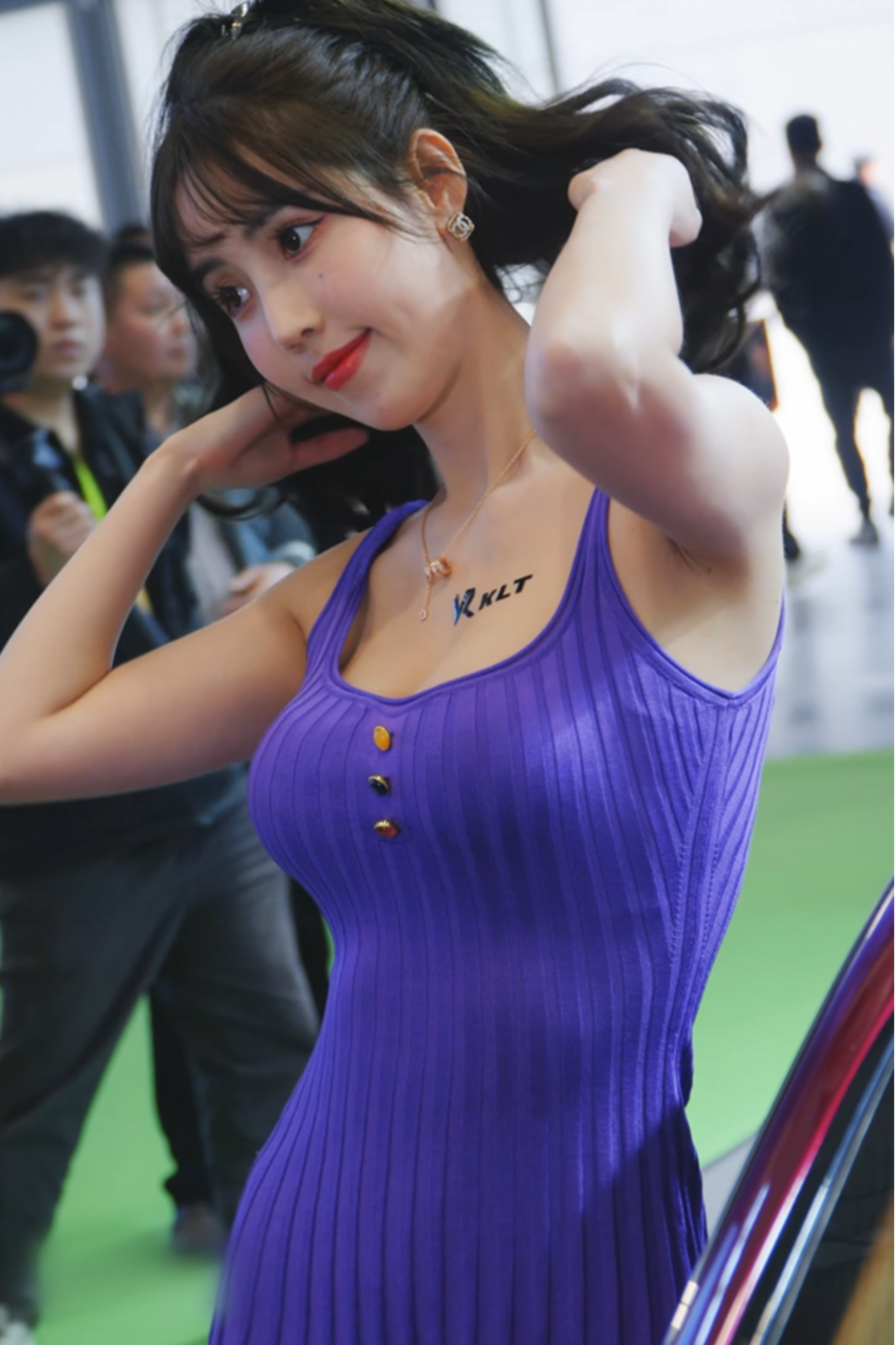 GS-241321  深圳改裝車展 小哈娜hana【7分40秒  1.96G】