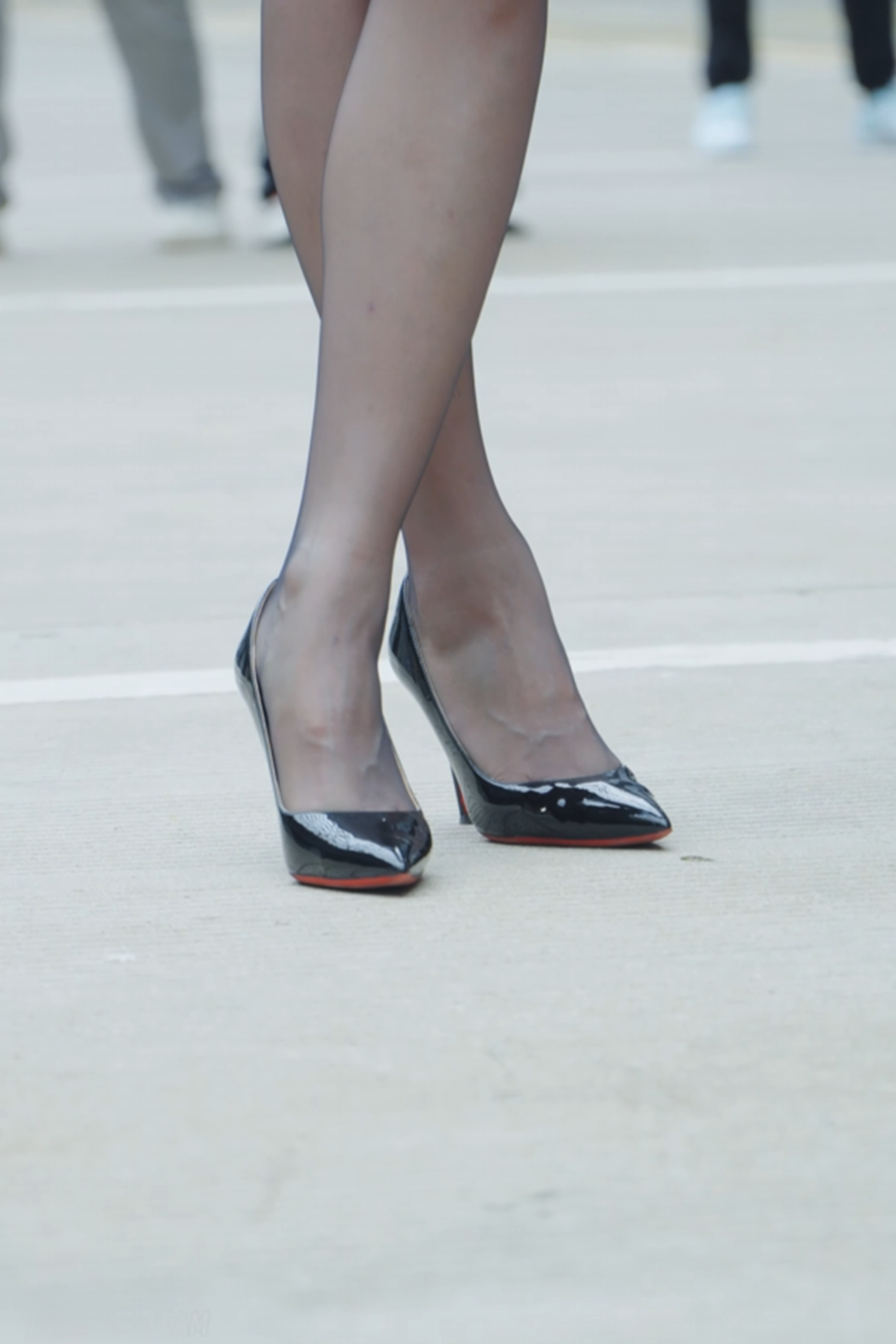 GS-241322  粵港澳大灣區車展 小龍鼠 雯雯親愛的 程兒【4分44秒  1.21G】