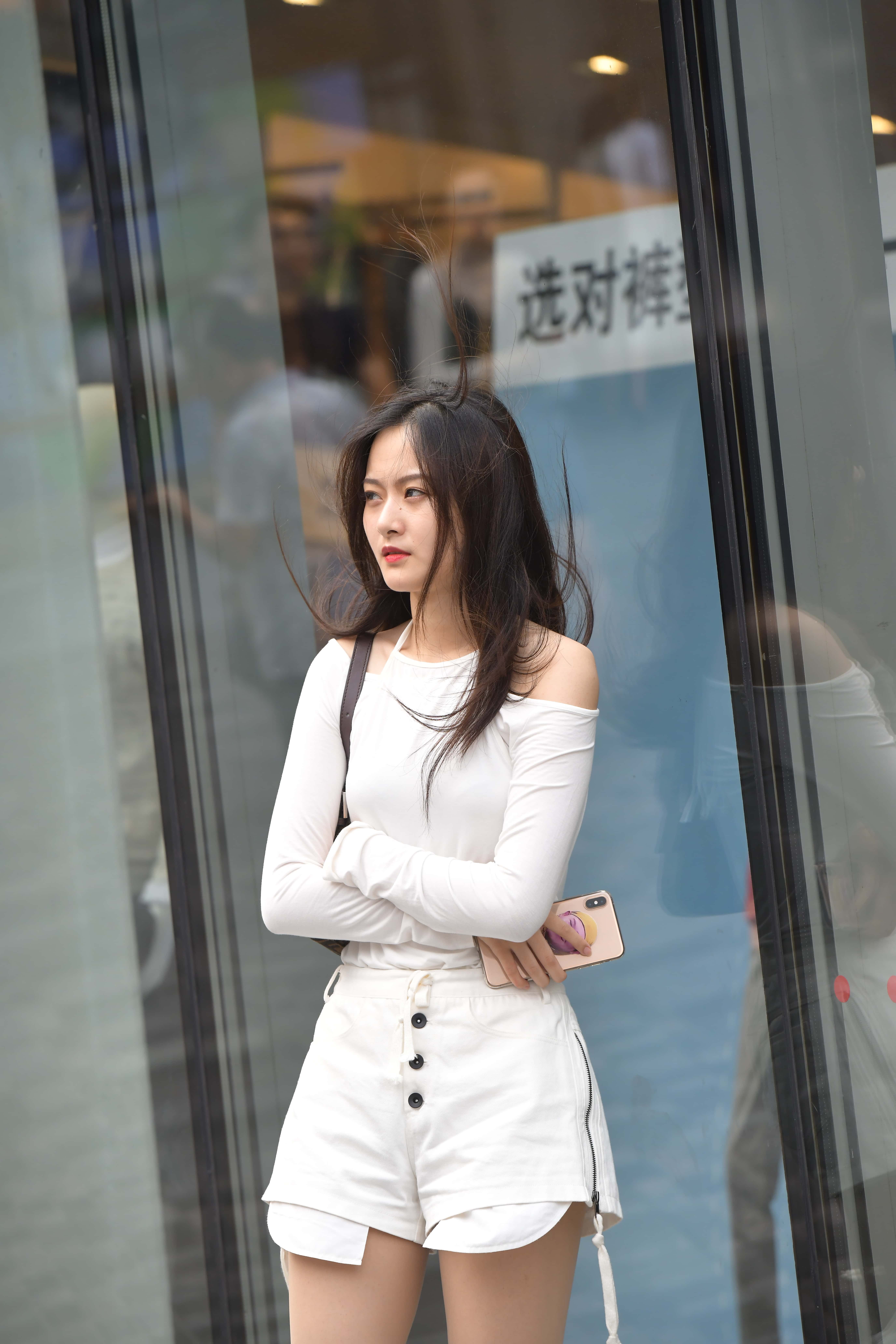 No.7656 白色短裤美腿肉丝 [126P-2.71GB]