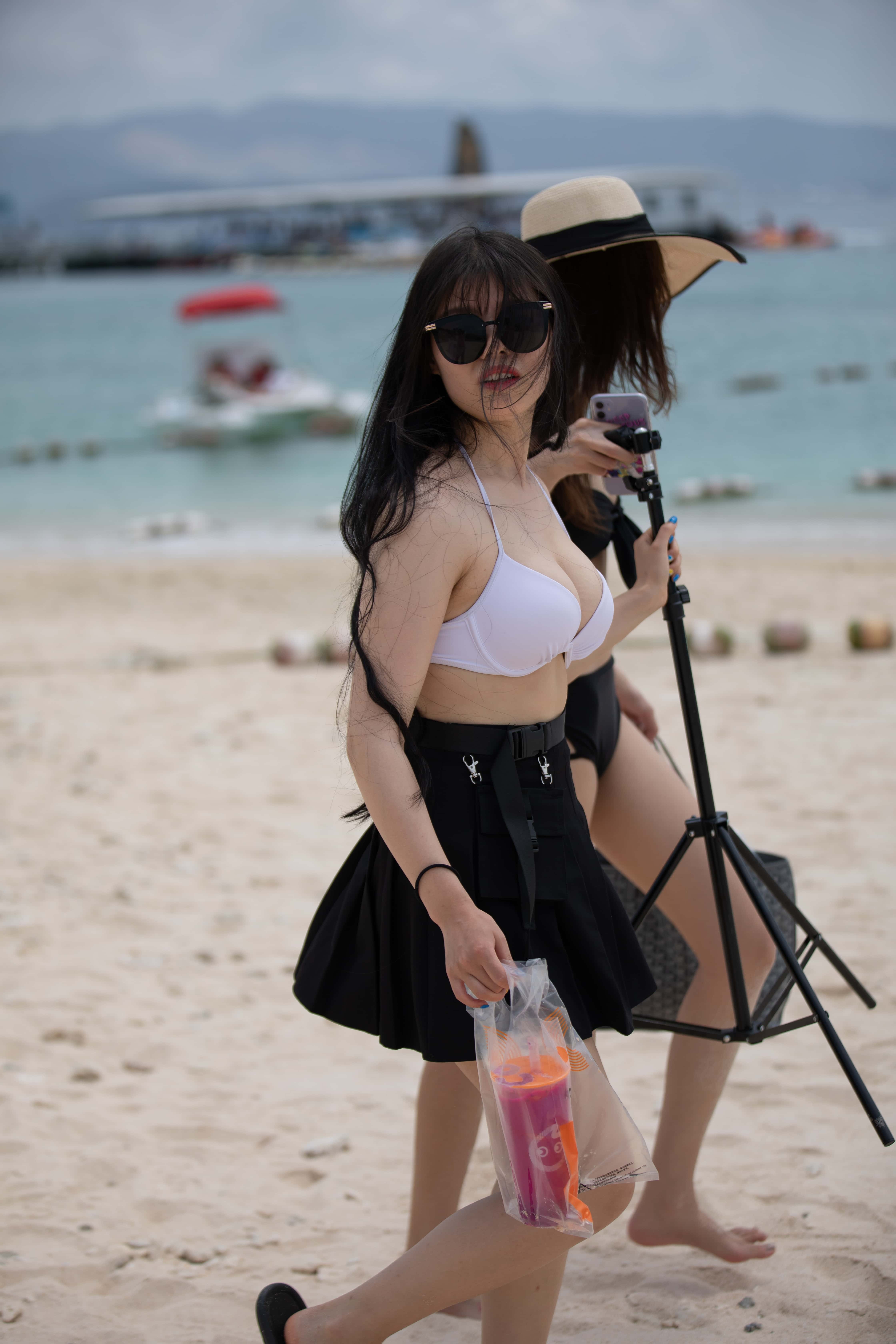 No.7664 海滩上的美 [111P4V-2.56GB]