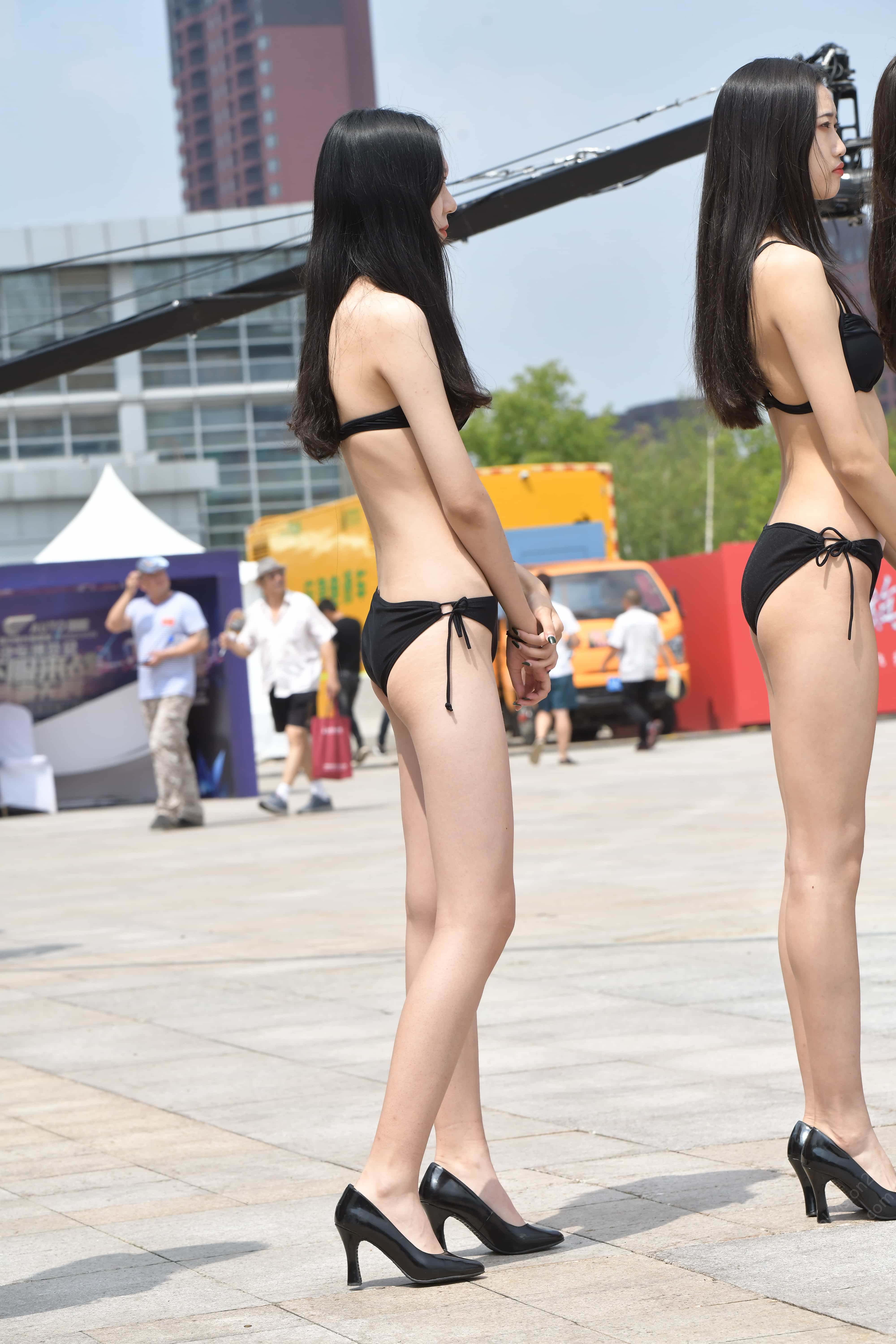 GS-10030 性感的长腿模特②【250P 3.51G】