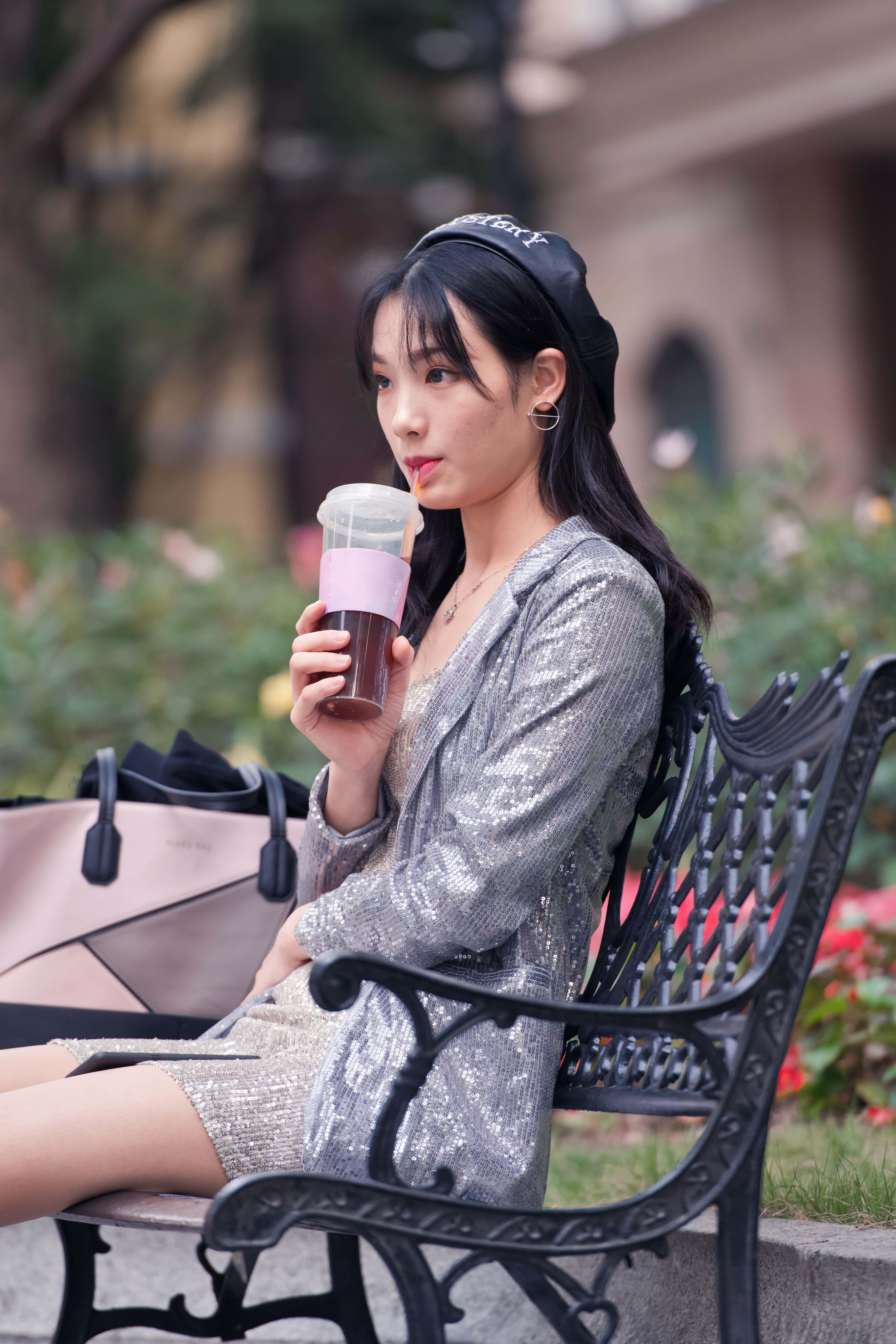 GS-10064  喝红茶的小姐姐【235P1V  2.28G】