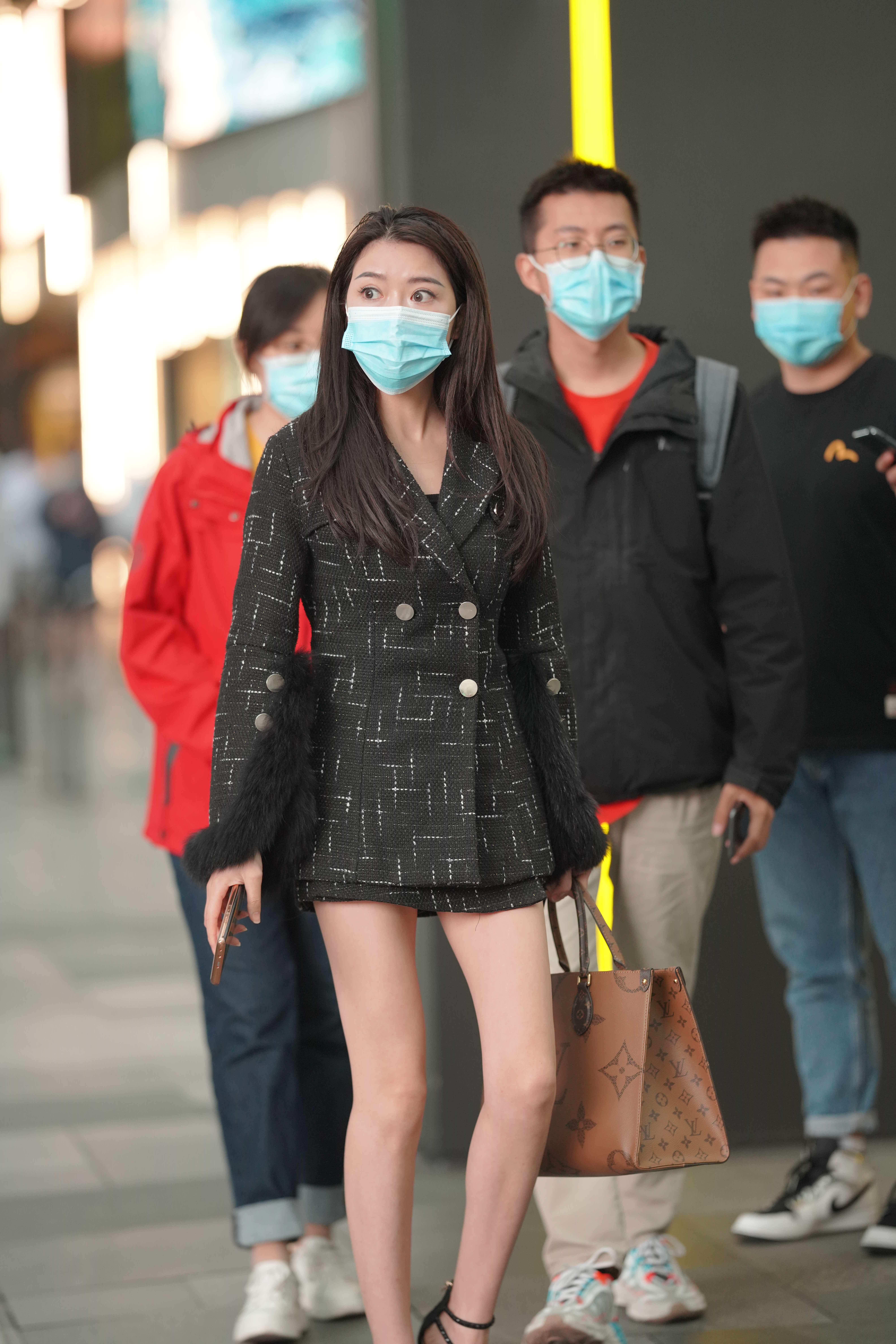 No.6637 时尚西服外套 [72P1V-1.18GB]