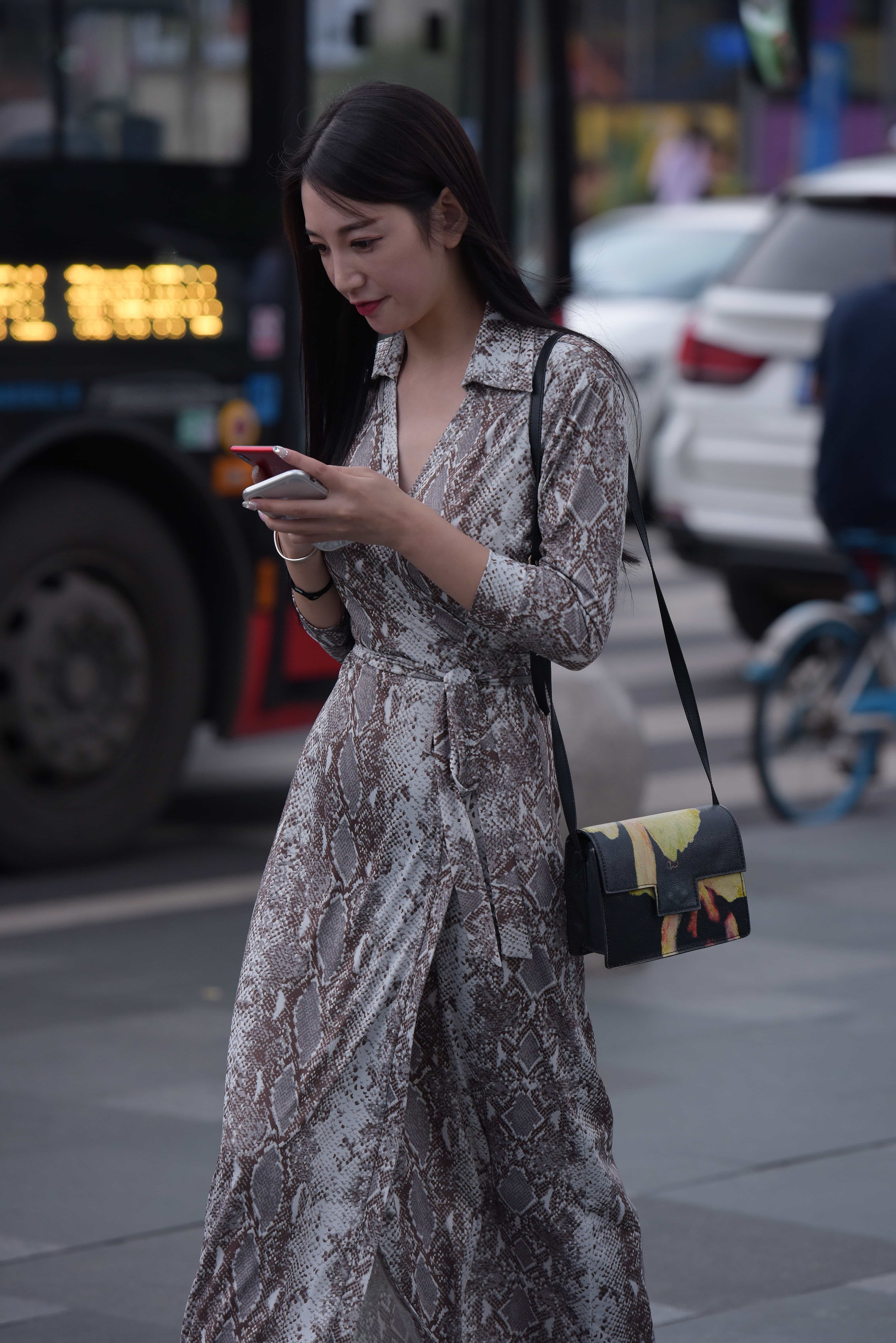 GS-10071  气质长裙美女【57P  1.16G】