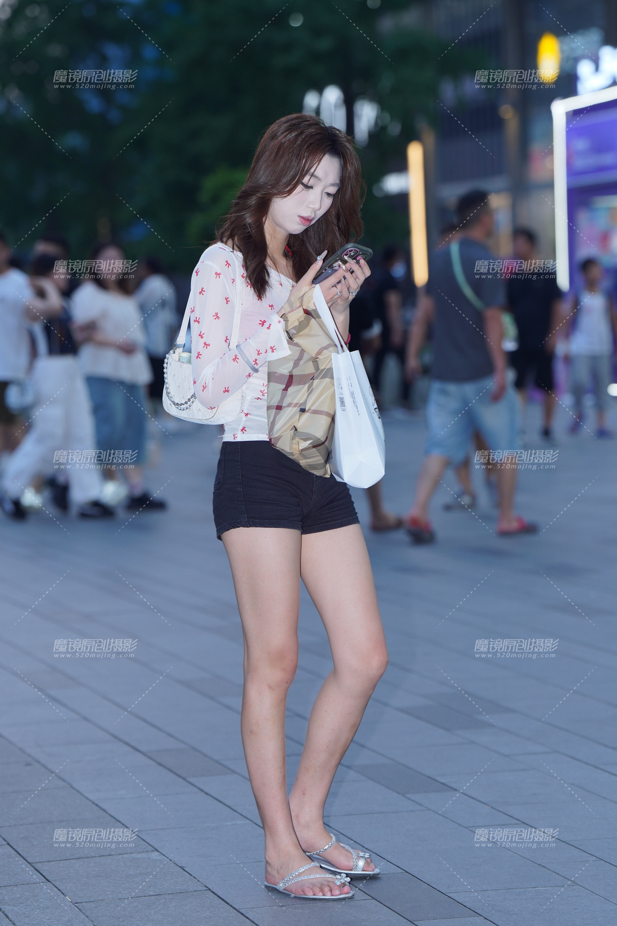 【2024年11月·魔镜滚叔】长腿小拖鞋-10P