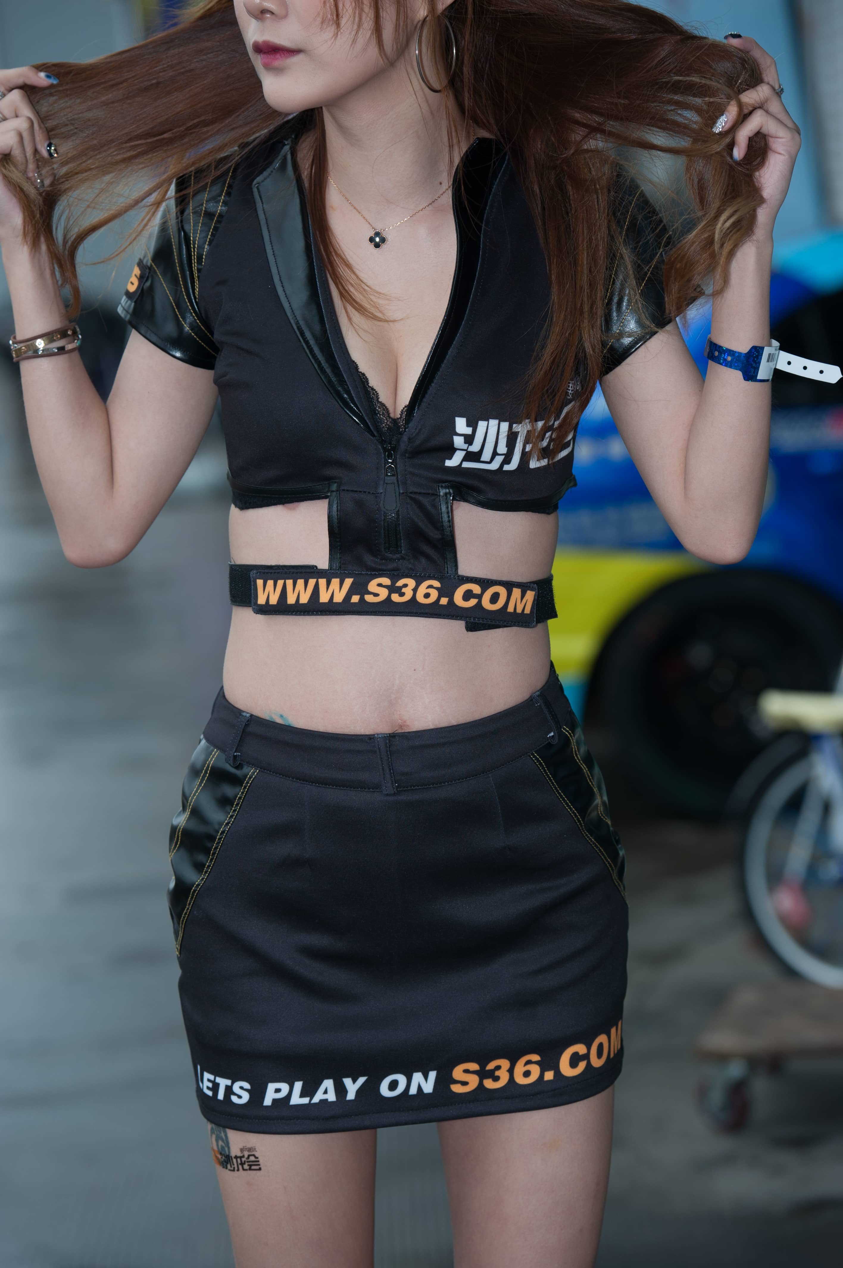 GS-S003 长腿车模美女【48P 267M】