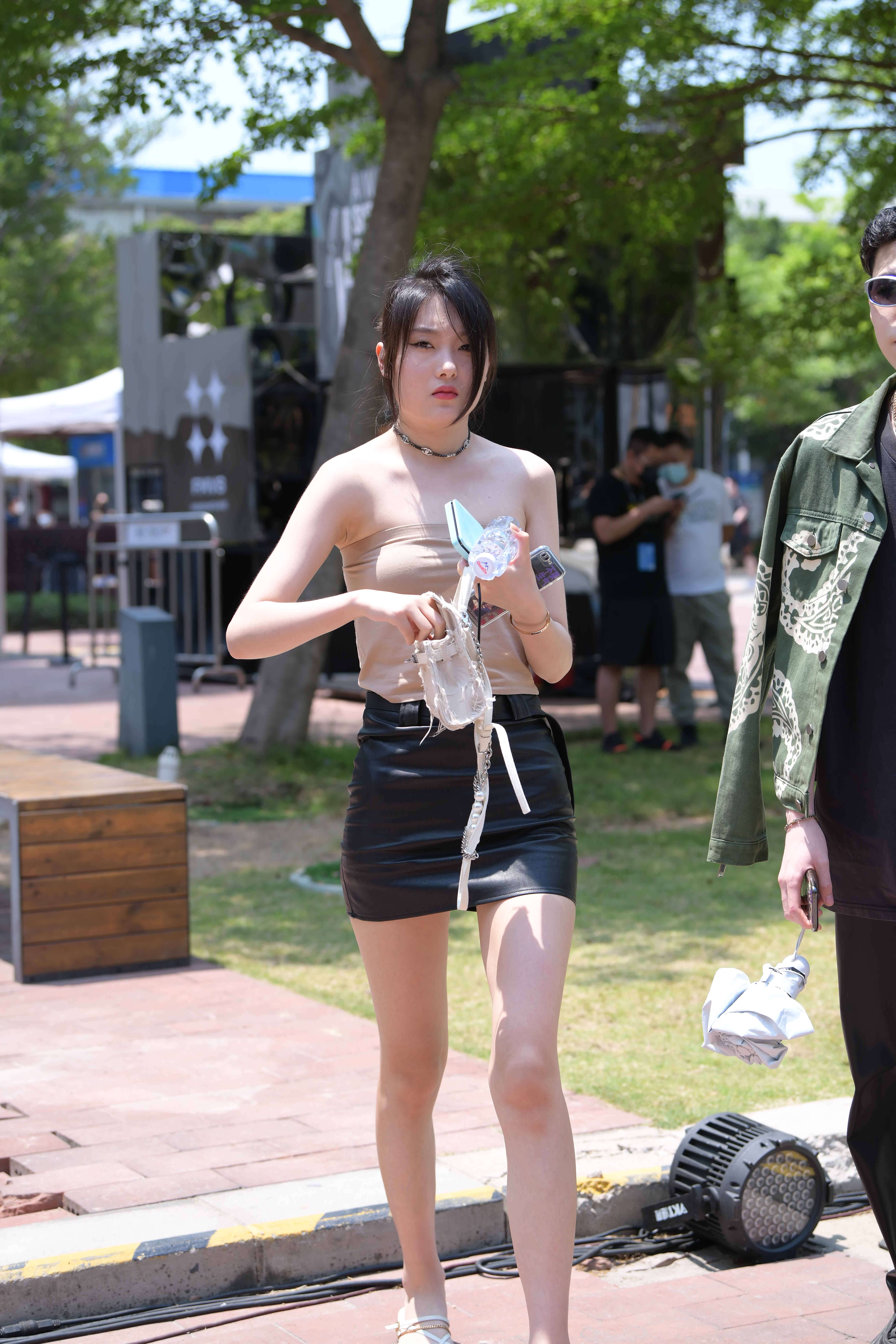 No.8022 靓丽黑色皮裙 [162P-3.29GB]