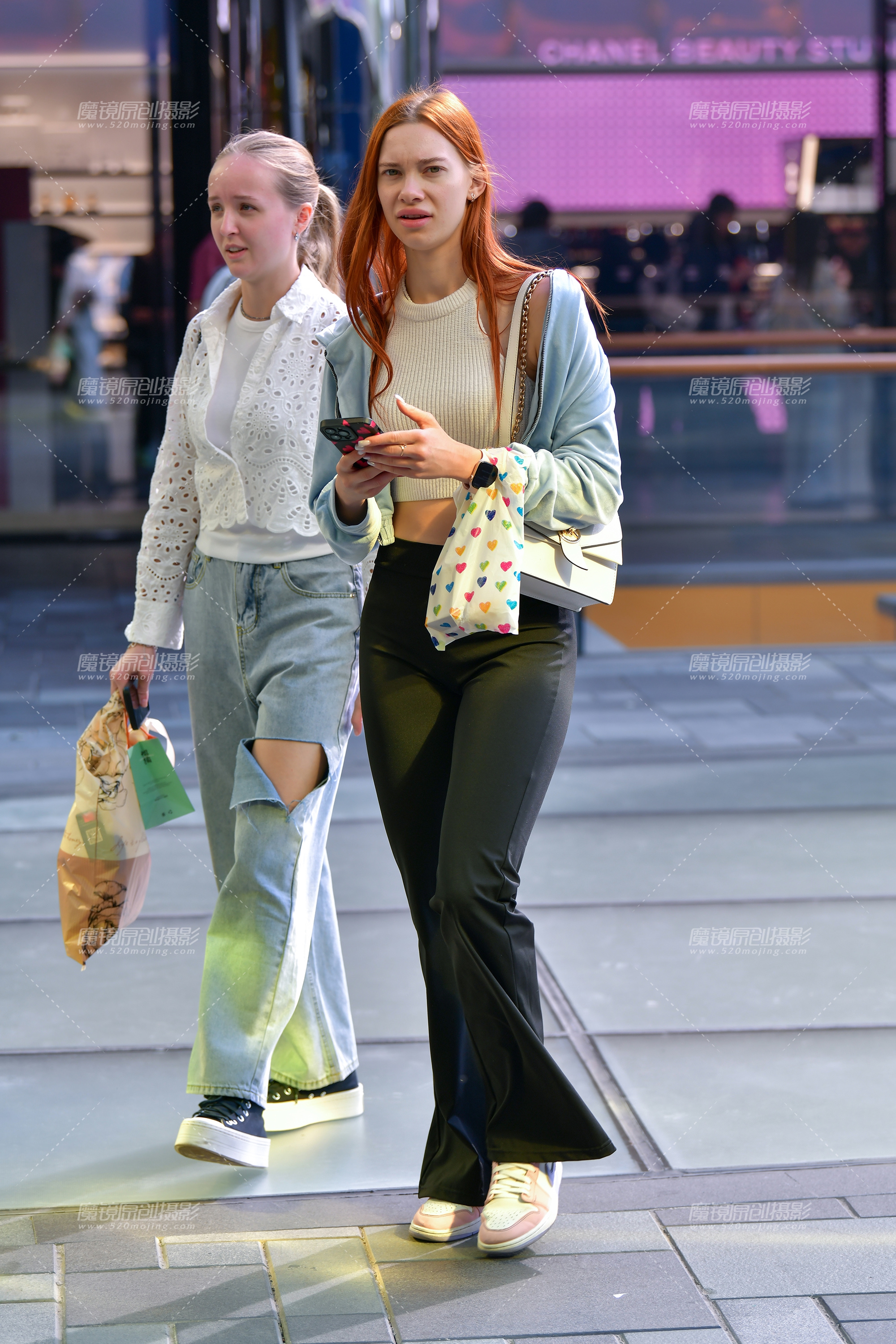 【2024年11月·魔镜滚叔】金发紧身裤美女-20P