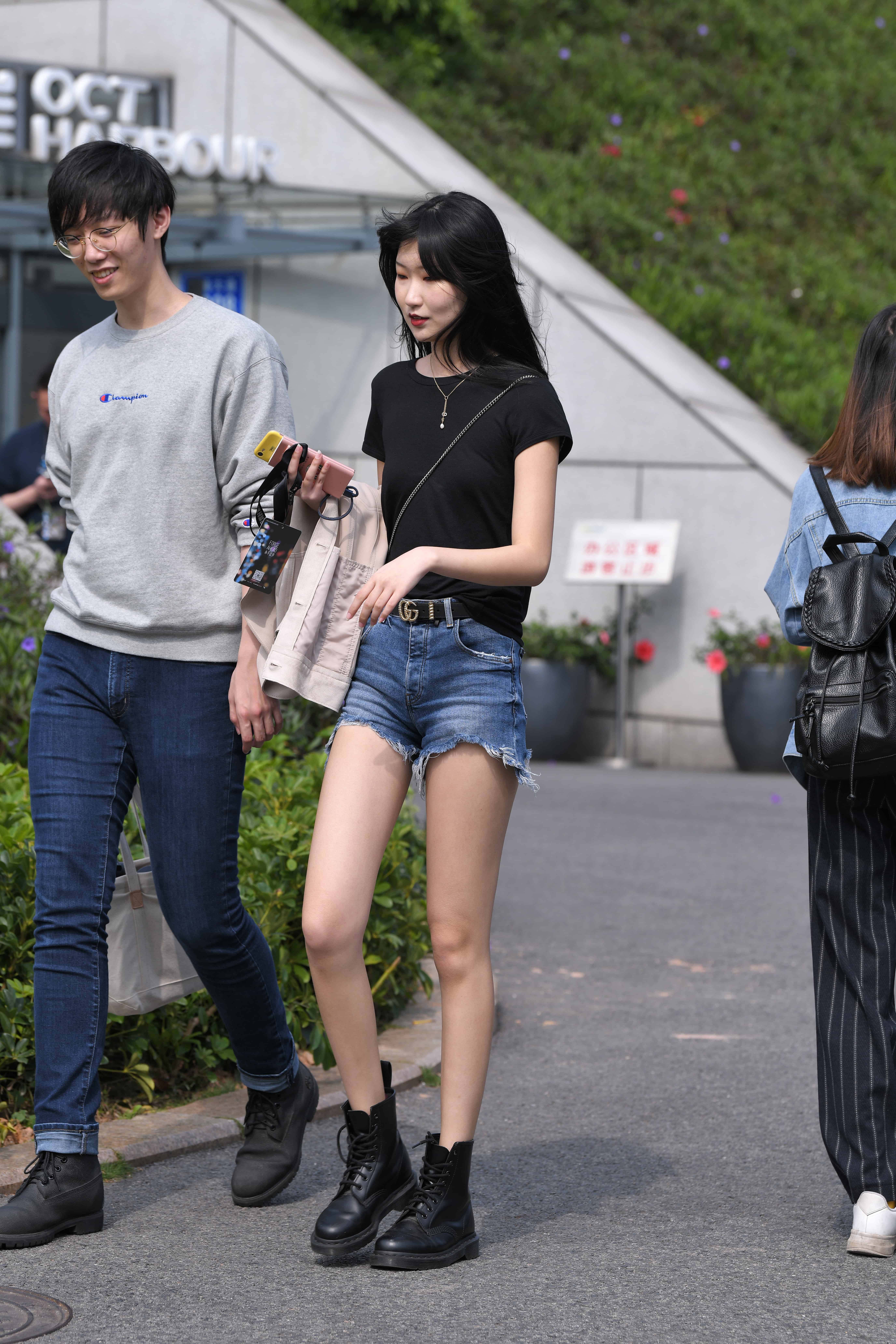 GS-S066 蓝色牛仔短裤小姐姐【54P 494M】