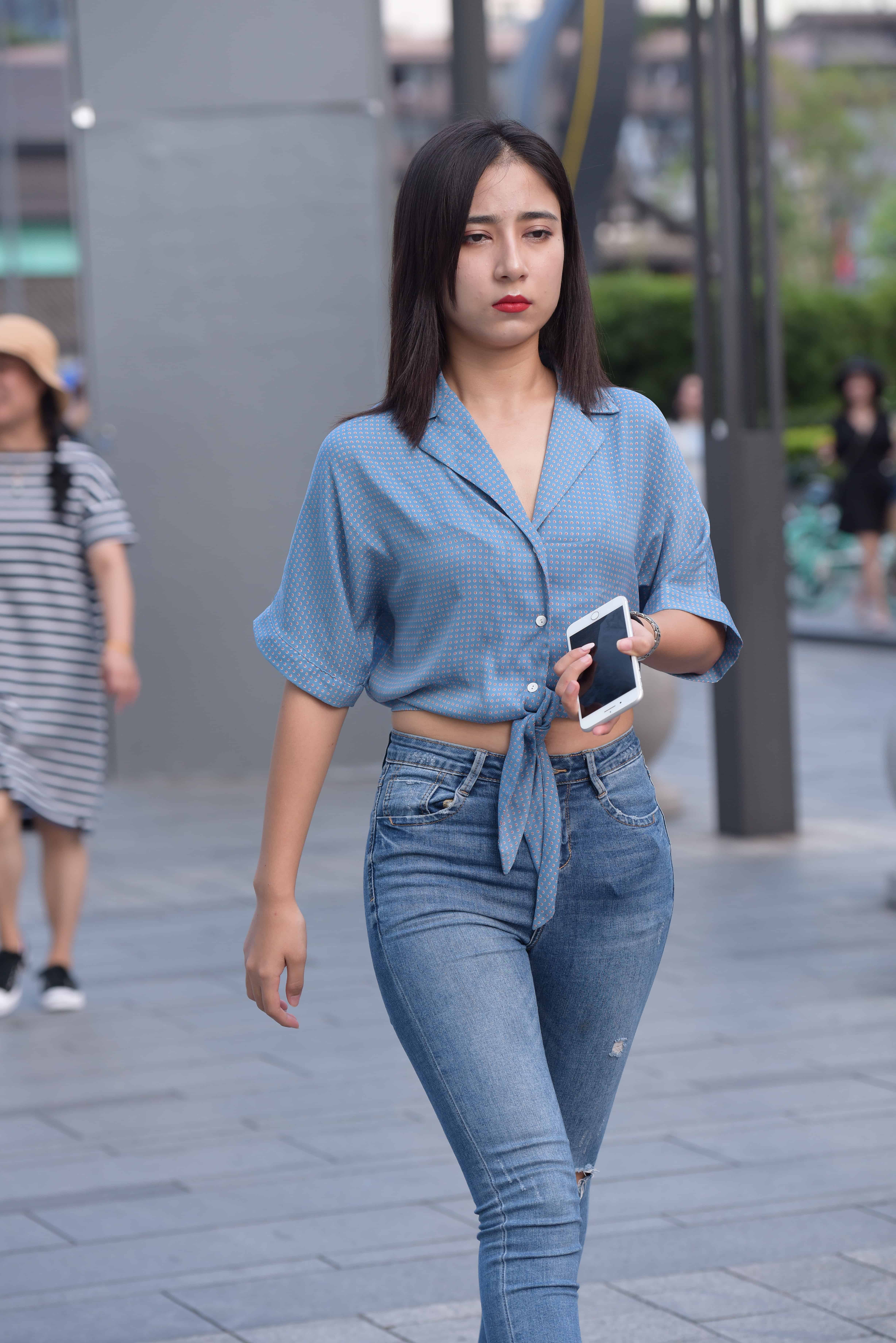 No.4052 阿娜多姿的紧身裤牛仔裤美女 [71P-1.32GB]