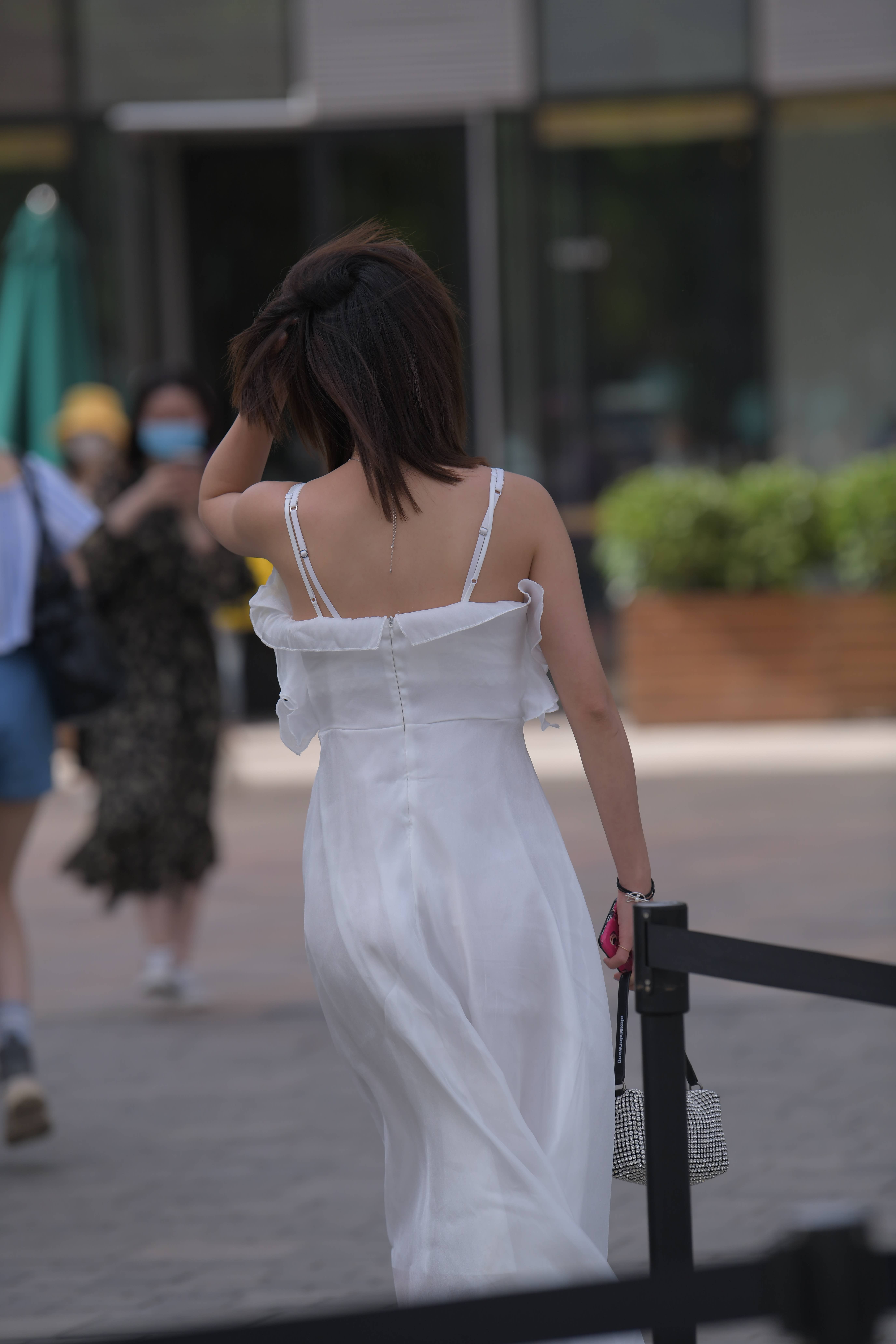 No.8151 白色长裙 [99P-2.01GB]