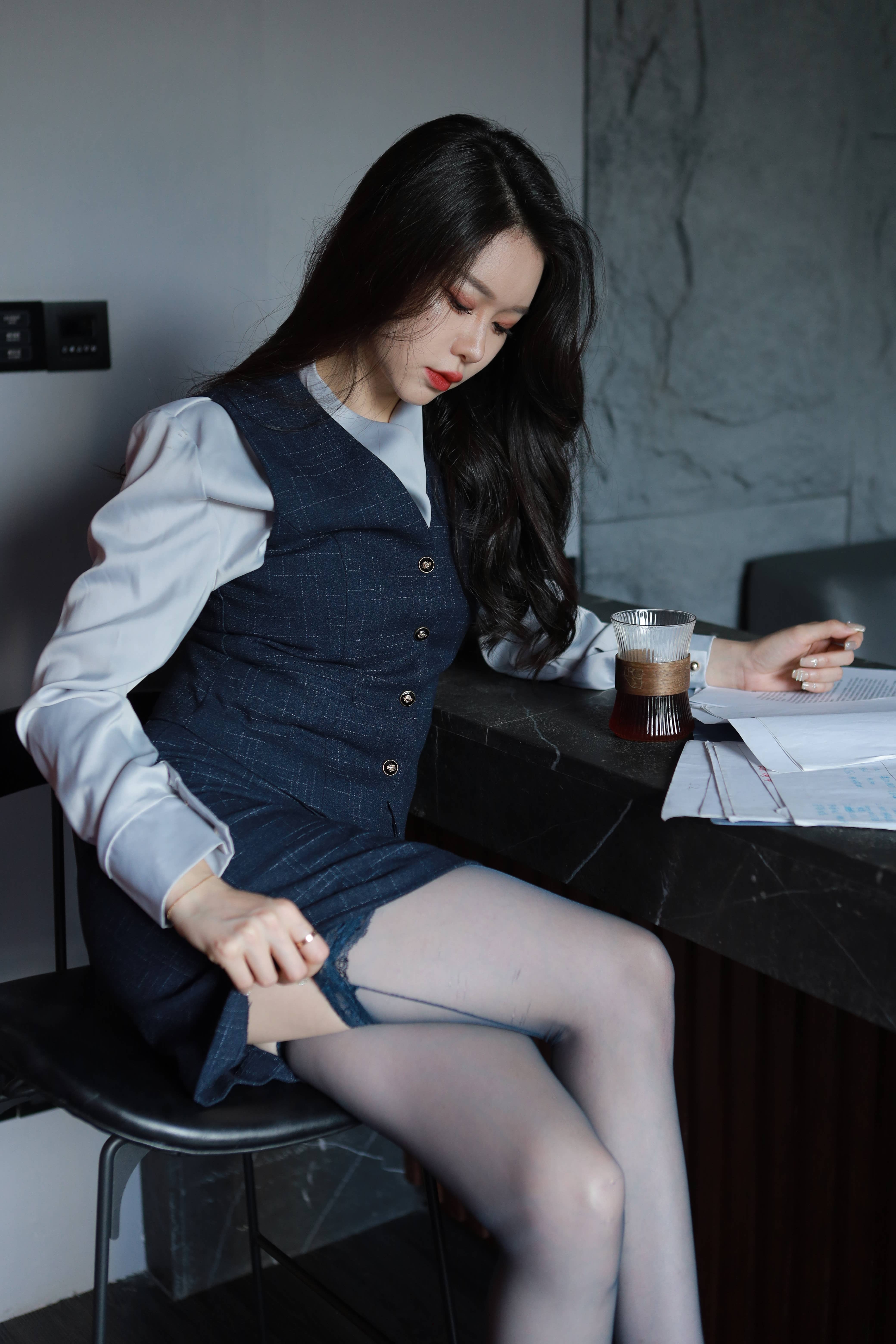 GS-J0055 蕾丝边黑丝 [137P-881MB]